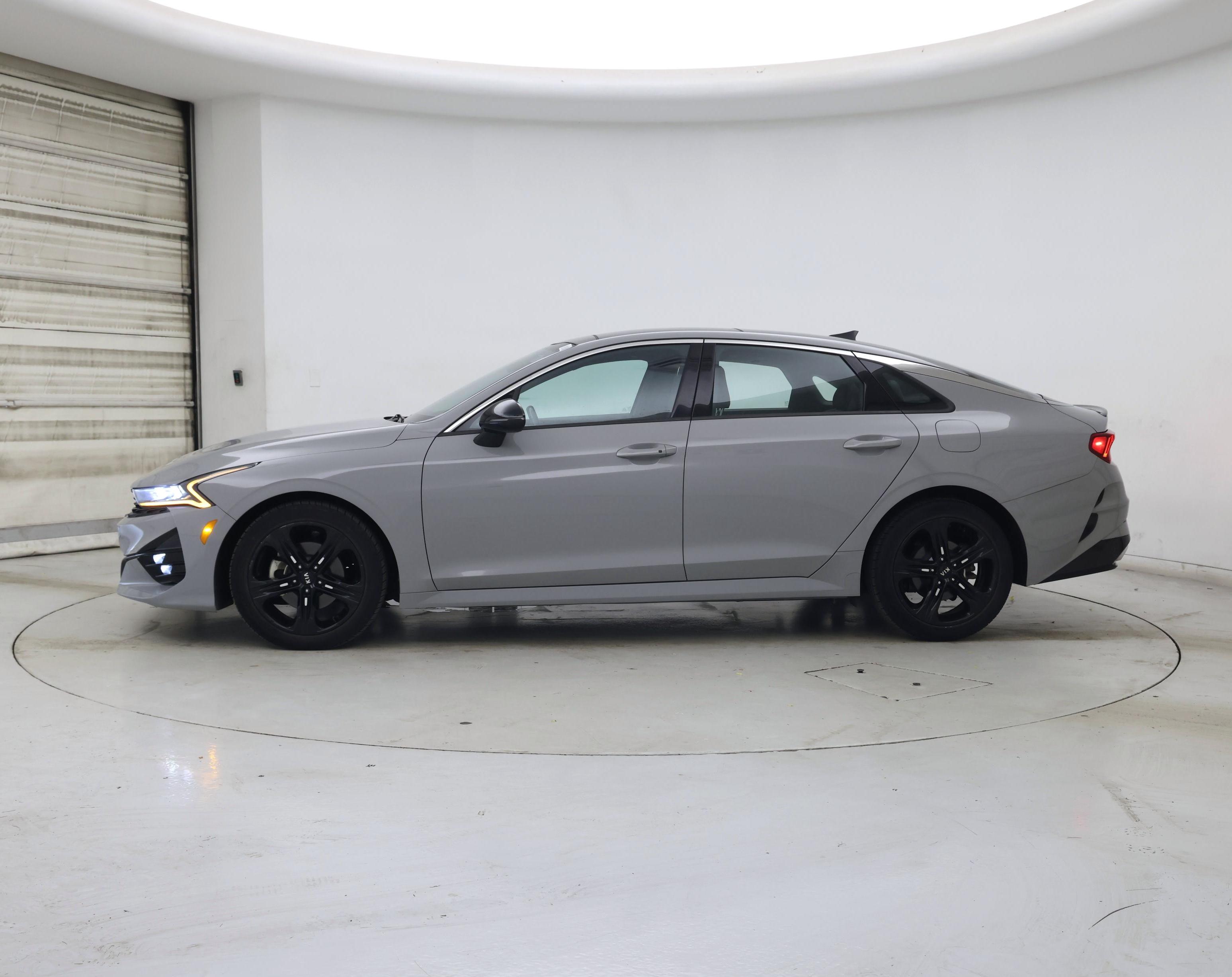 Thumbnail: 2021 Kia K5 - 3