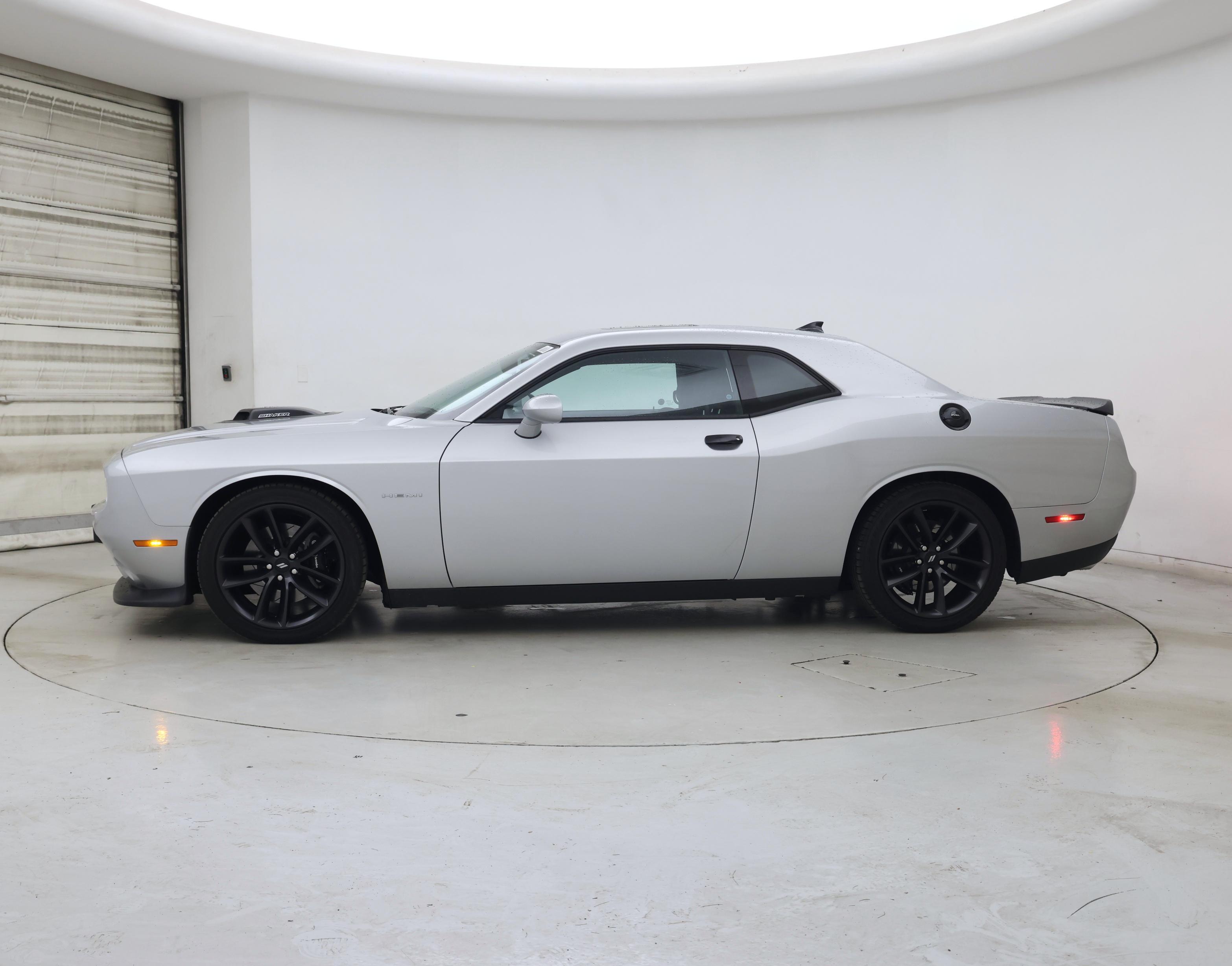 Thumbnail: 2020 Dodge Challenger - 3