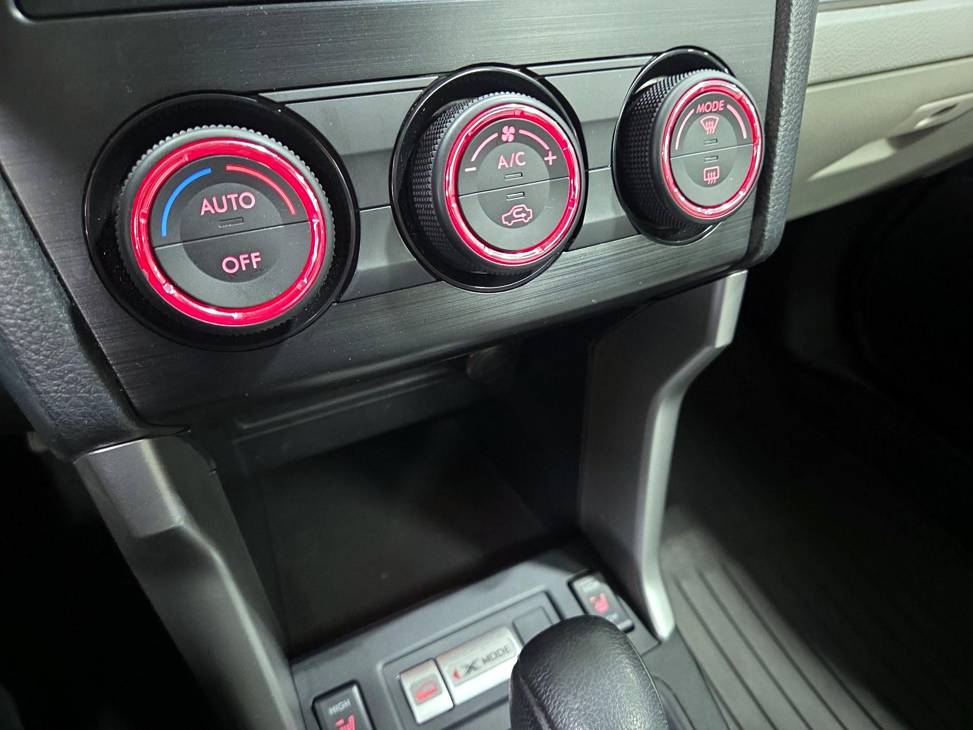 Thumbnail: 2015 Subaru Forester - 16