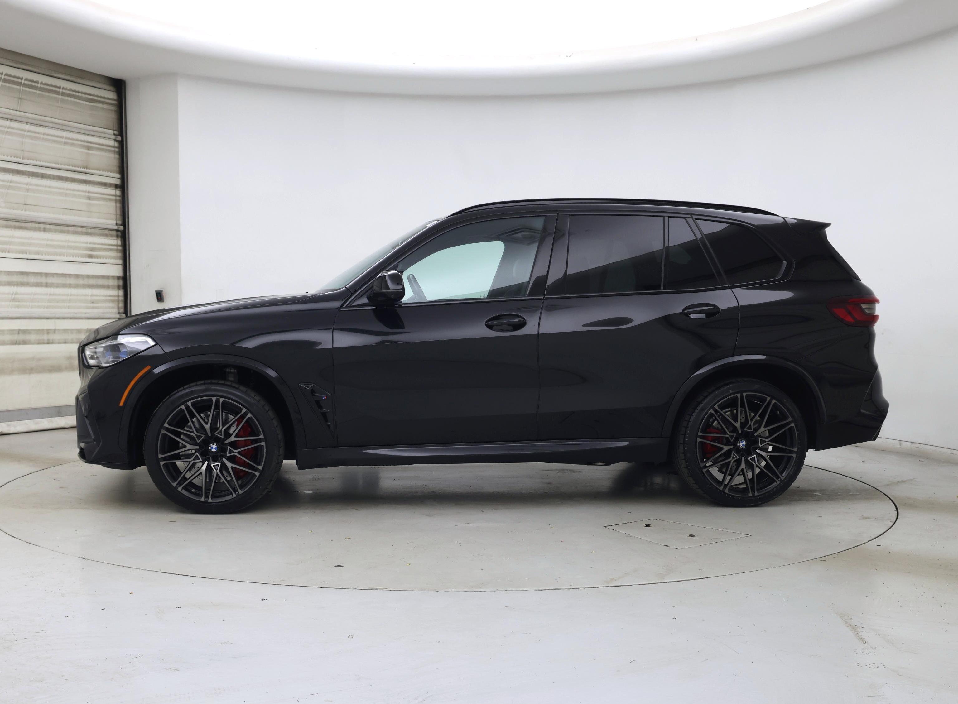 Thumbnail: 2021 BMW X5 - 3