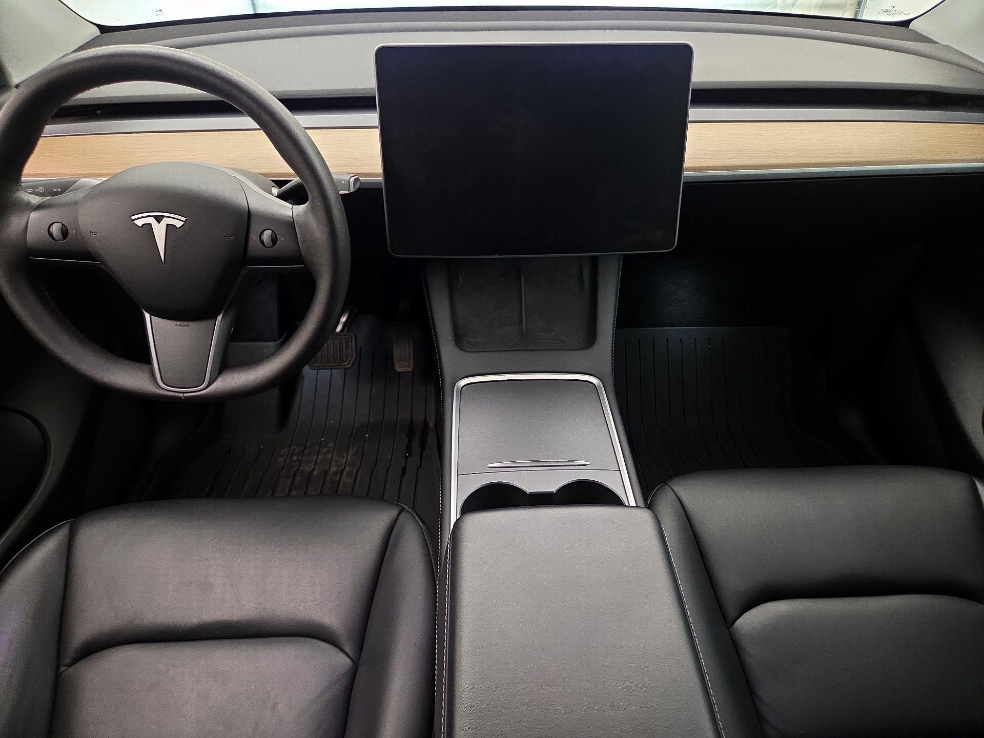 Thumbnail: 2021 Tesla Model Y - 9