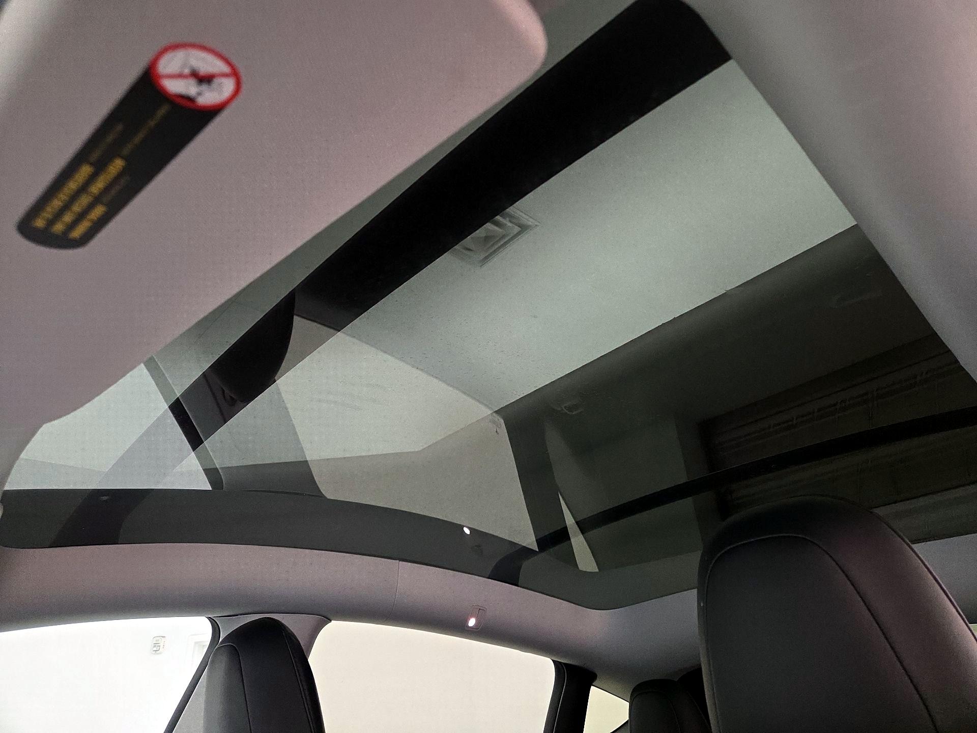 Thumbnail: 2021 Tesla Model Y - 18