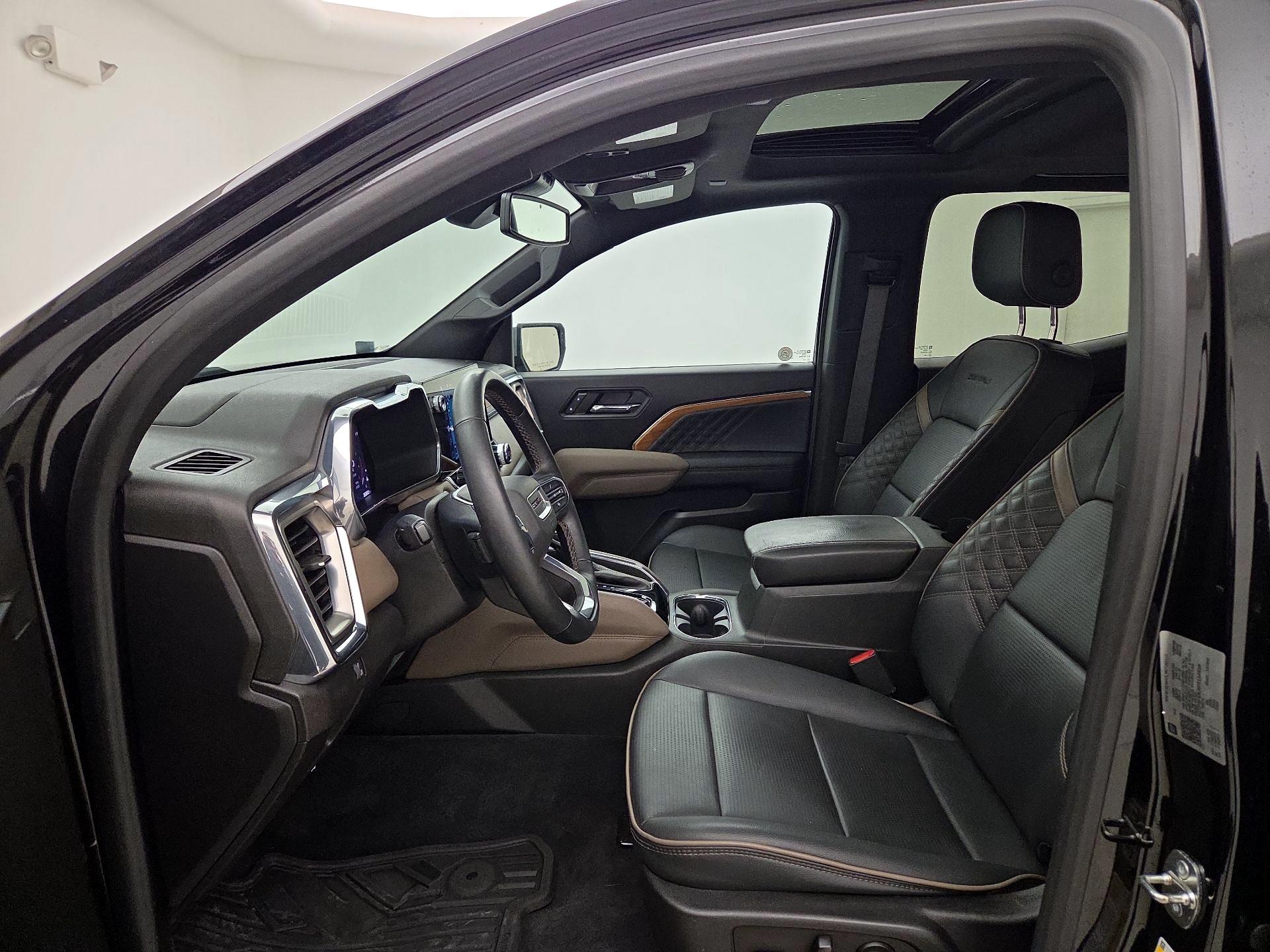 Thumbnail: 2023 GMC Canyon - 11