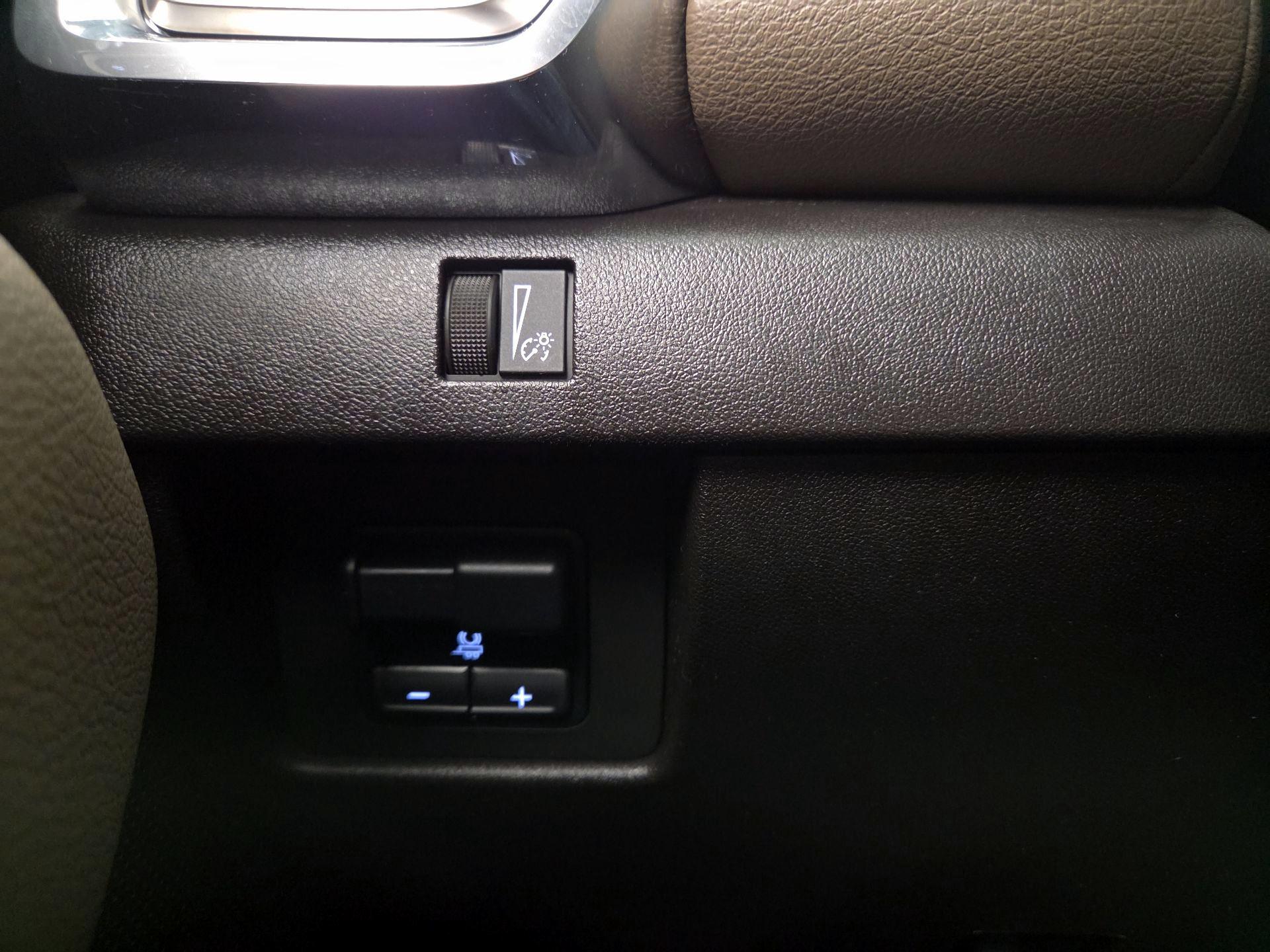 Thumbnail: 2023 GMC Canyon - 13