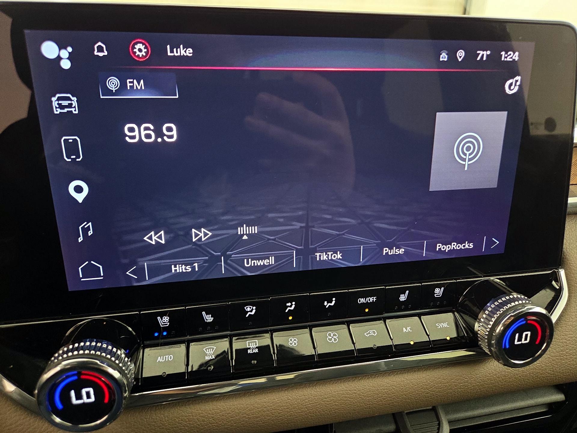 Thumbnail: 2023 GMC Canyon - 16