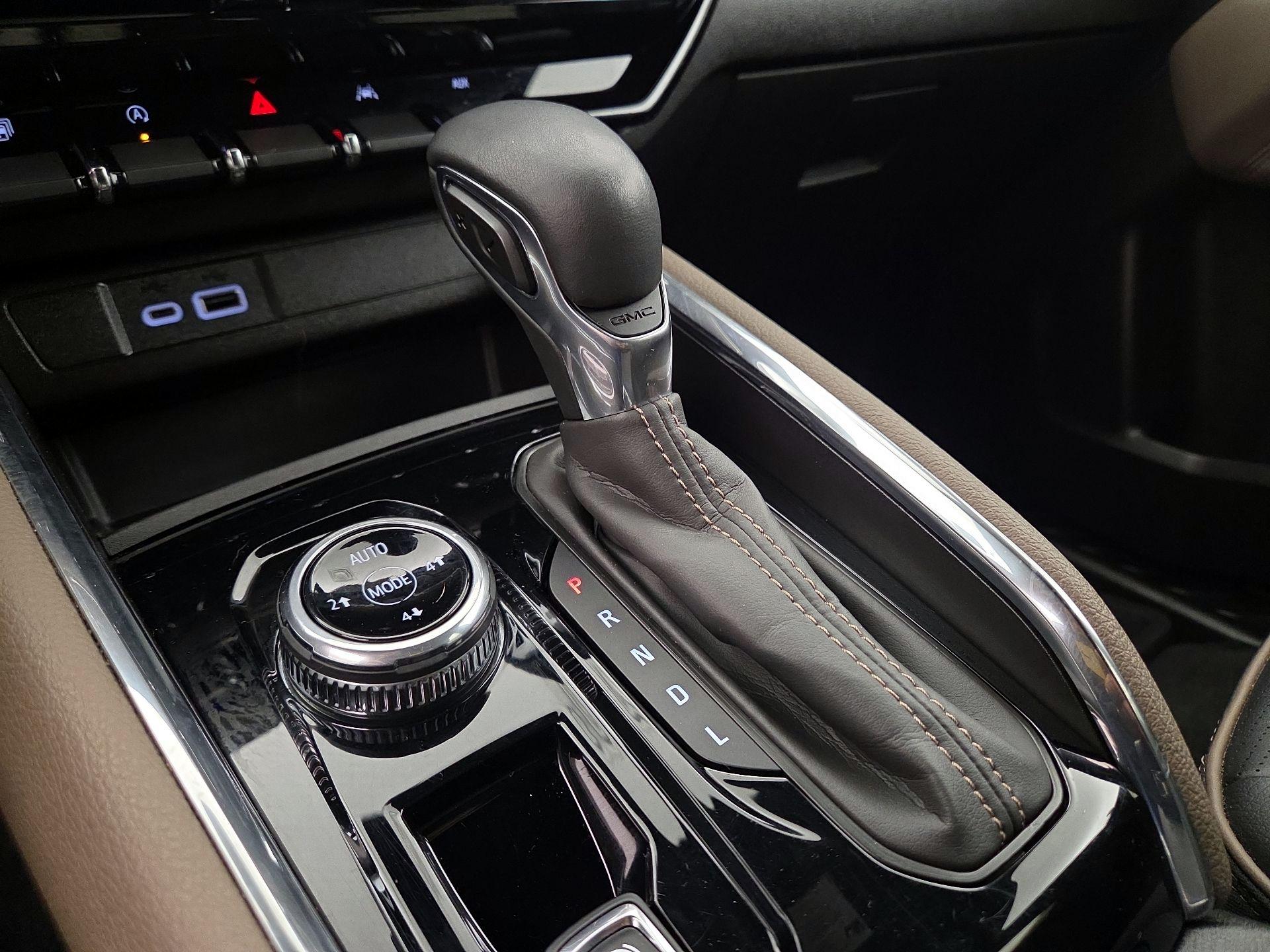 Thumbnail: 2023 GMC Canyon - 18