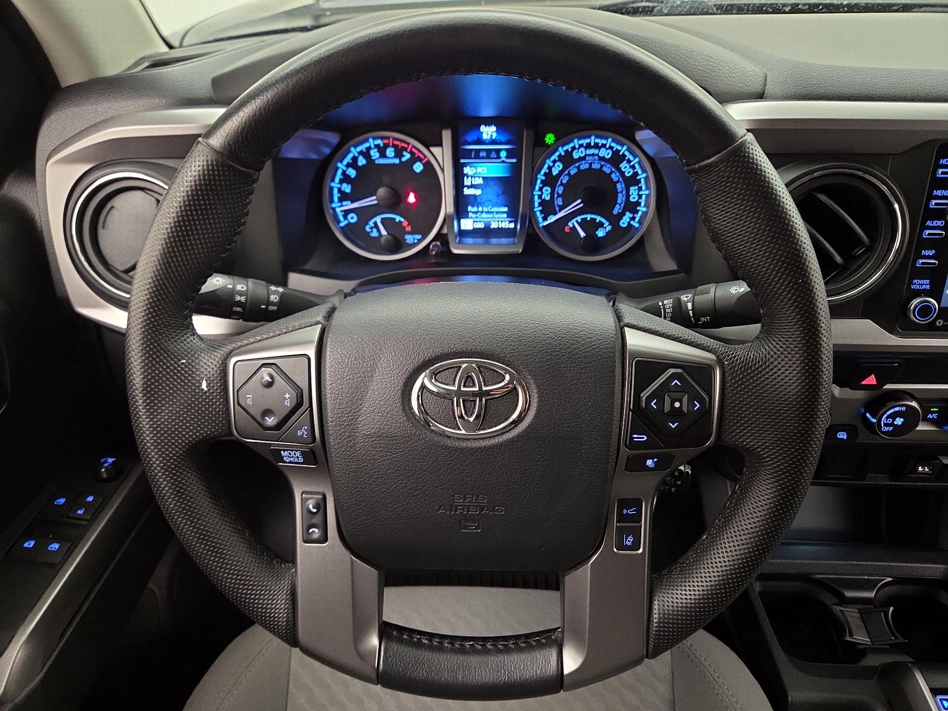 Thumbnail: 2022 Toyota Tacoma - 10
