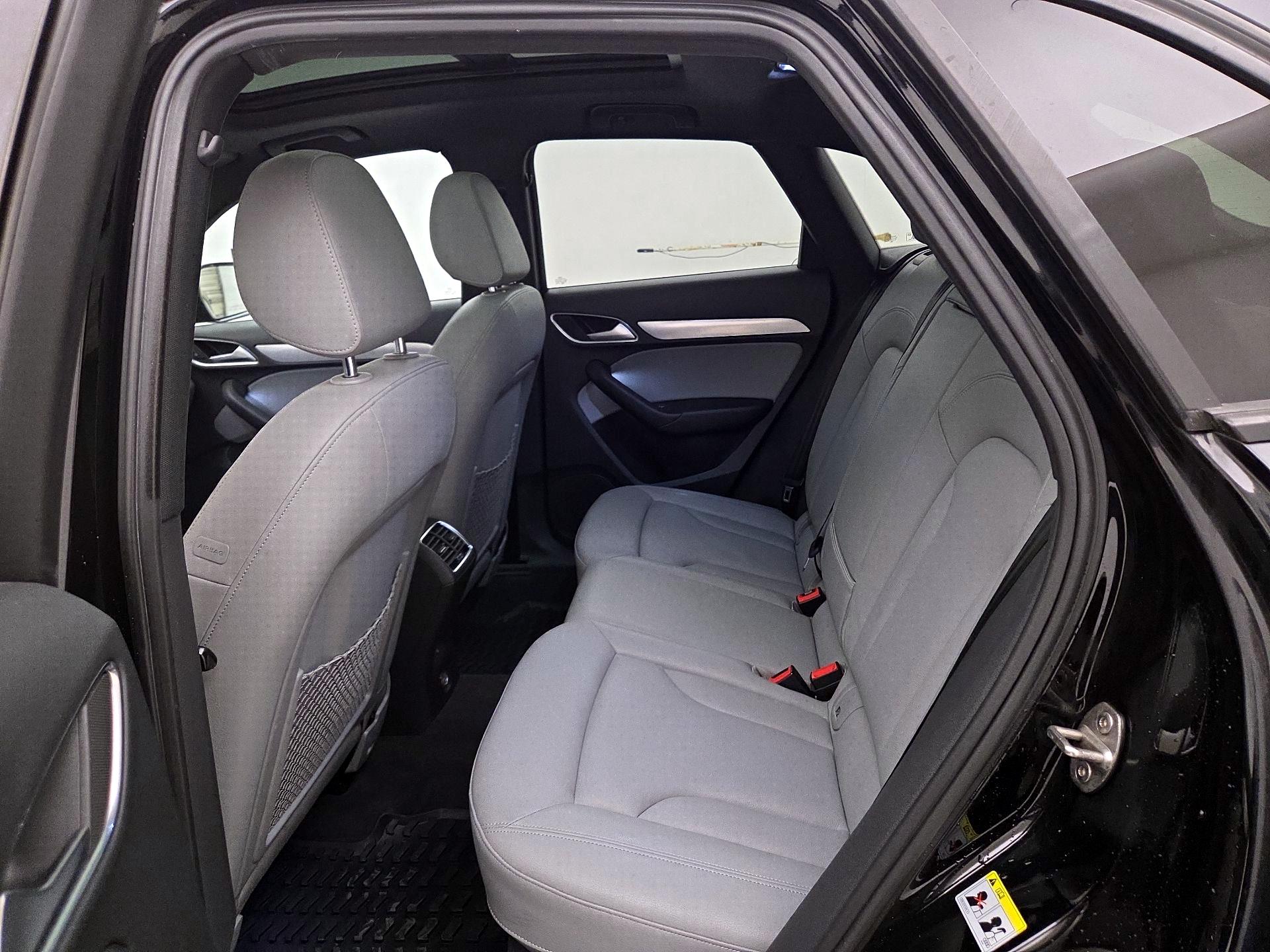 Thumbnail: 2018 Audi Q3 - 20