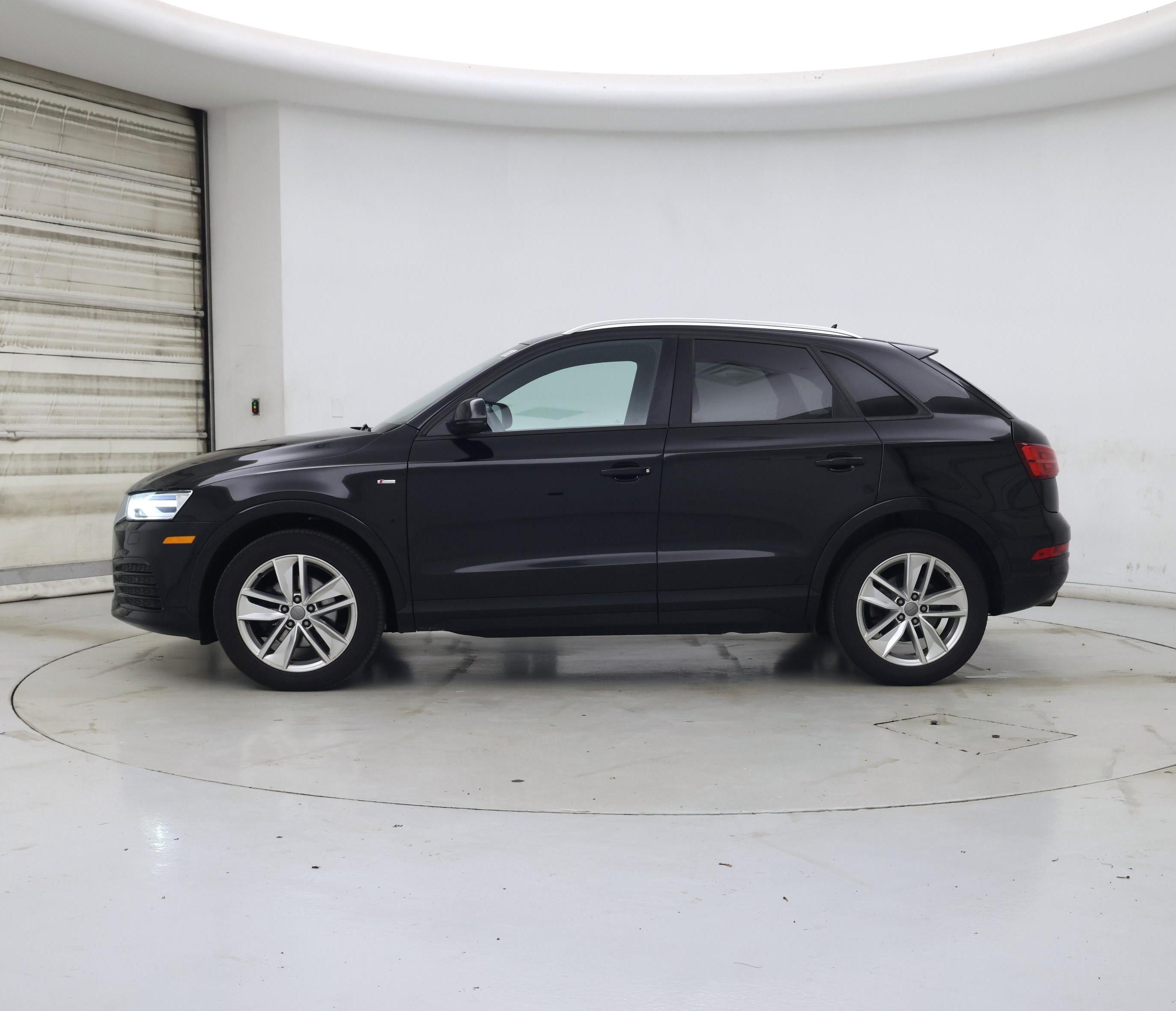 Thumbnail: 2018 Audi Q3 - 3