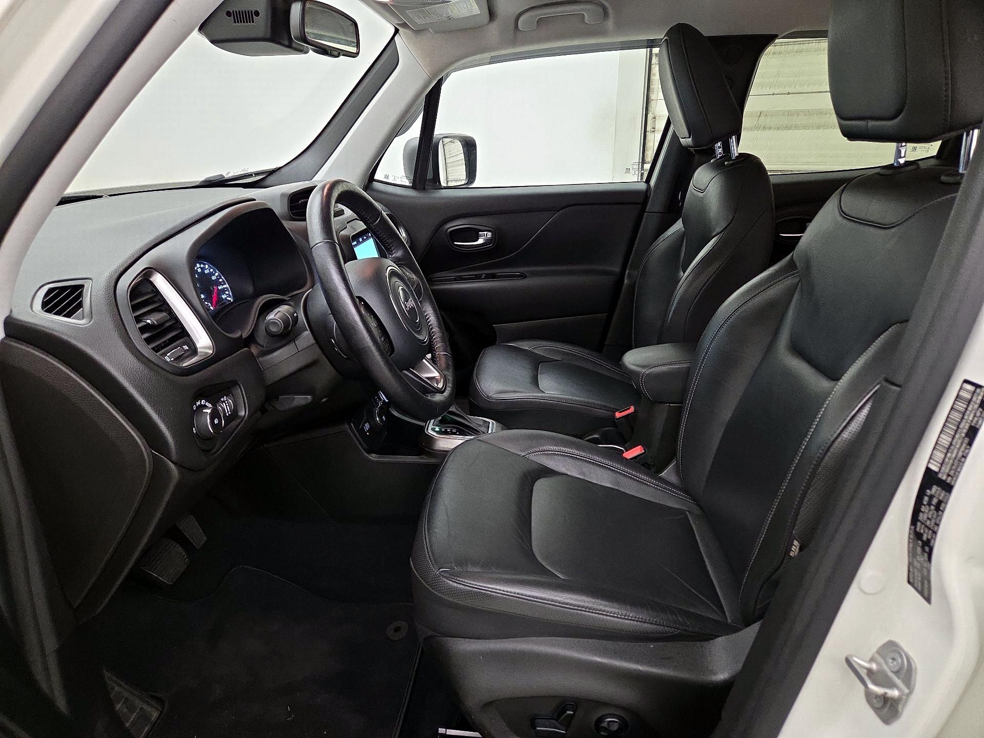 Thumbnail: 2021 Jeep Renegade - 11