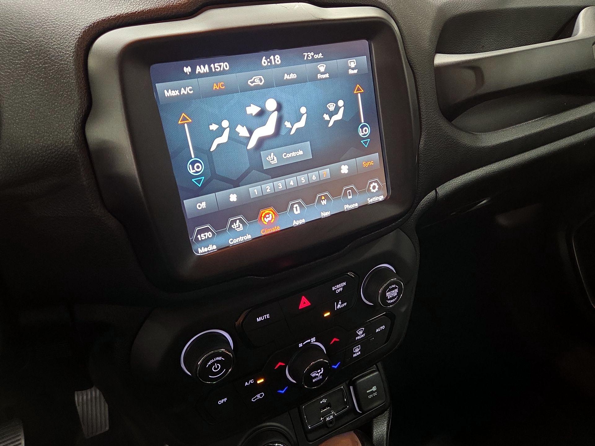 Thumbnail: 2021 Jeep Renegade - 17