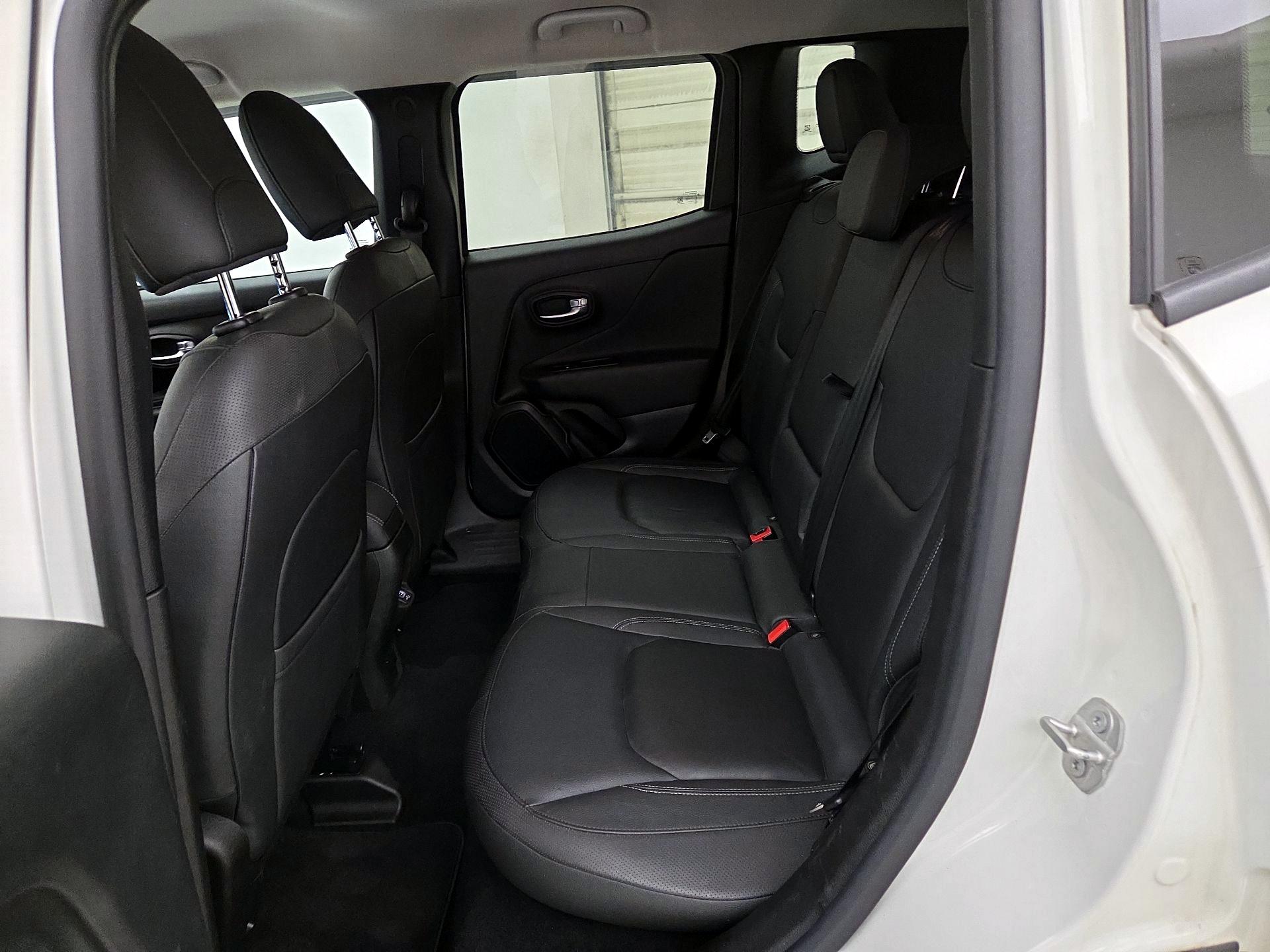 Thumbnail: 2021 Jeep Renegade - 20