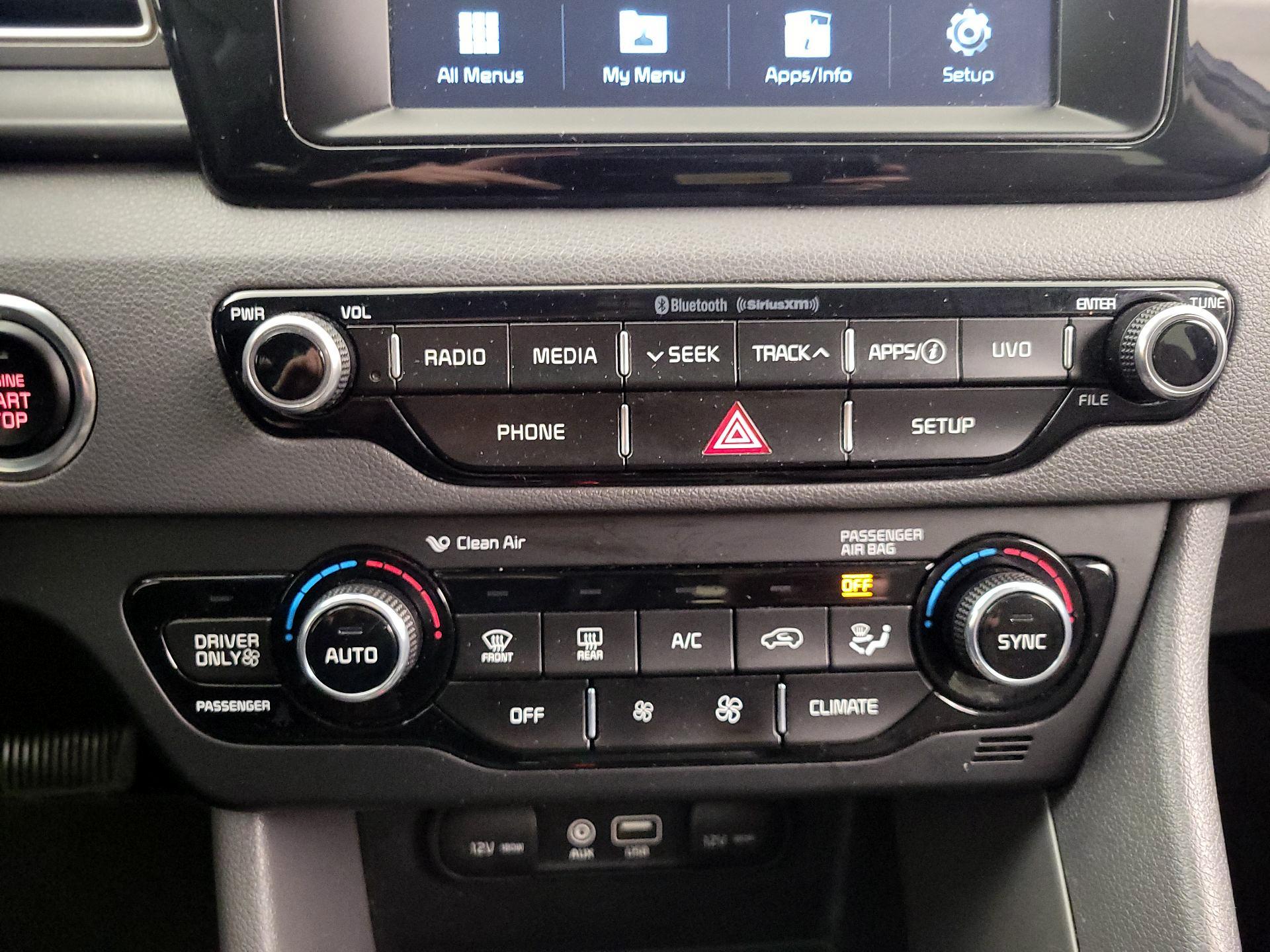 Thumbnail: 2017 Kia Niro - 16