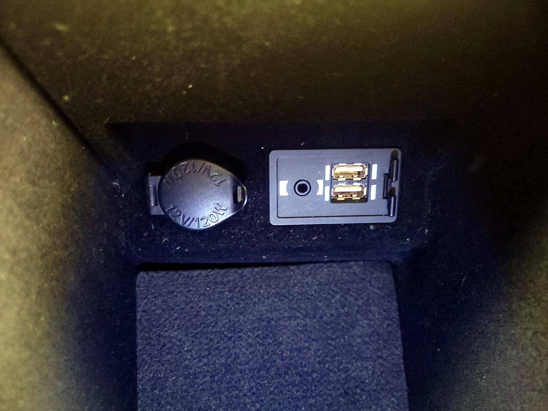 Thumbnail: 2017 Lexus ES - 19