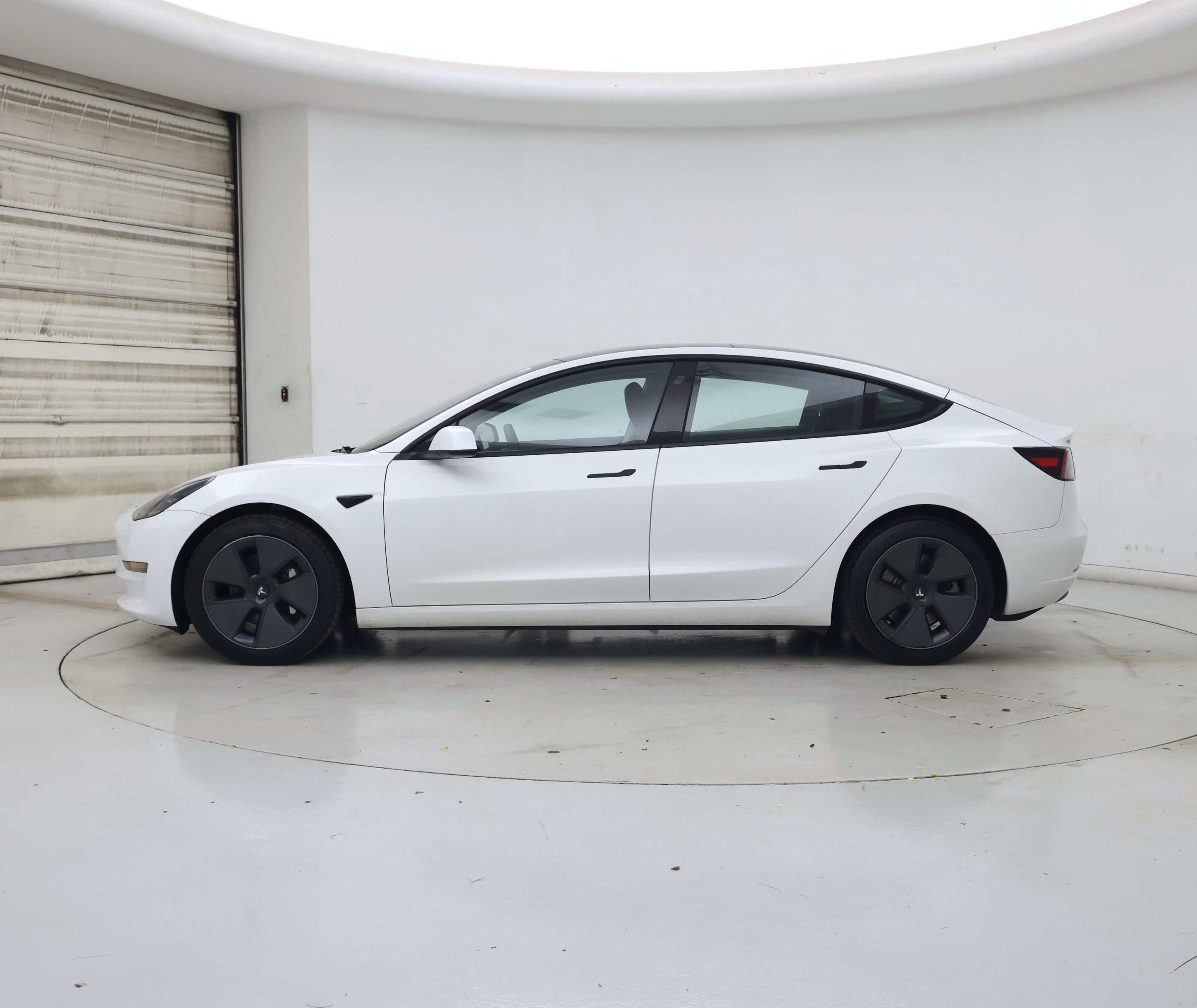 Thumbnail: 2023 Tesla Model 3 - 3