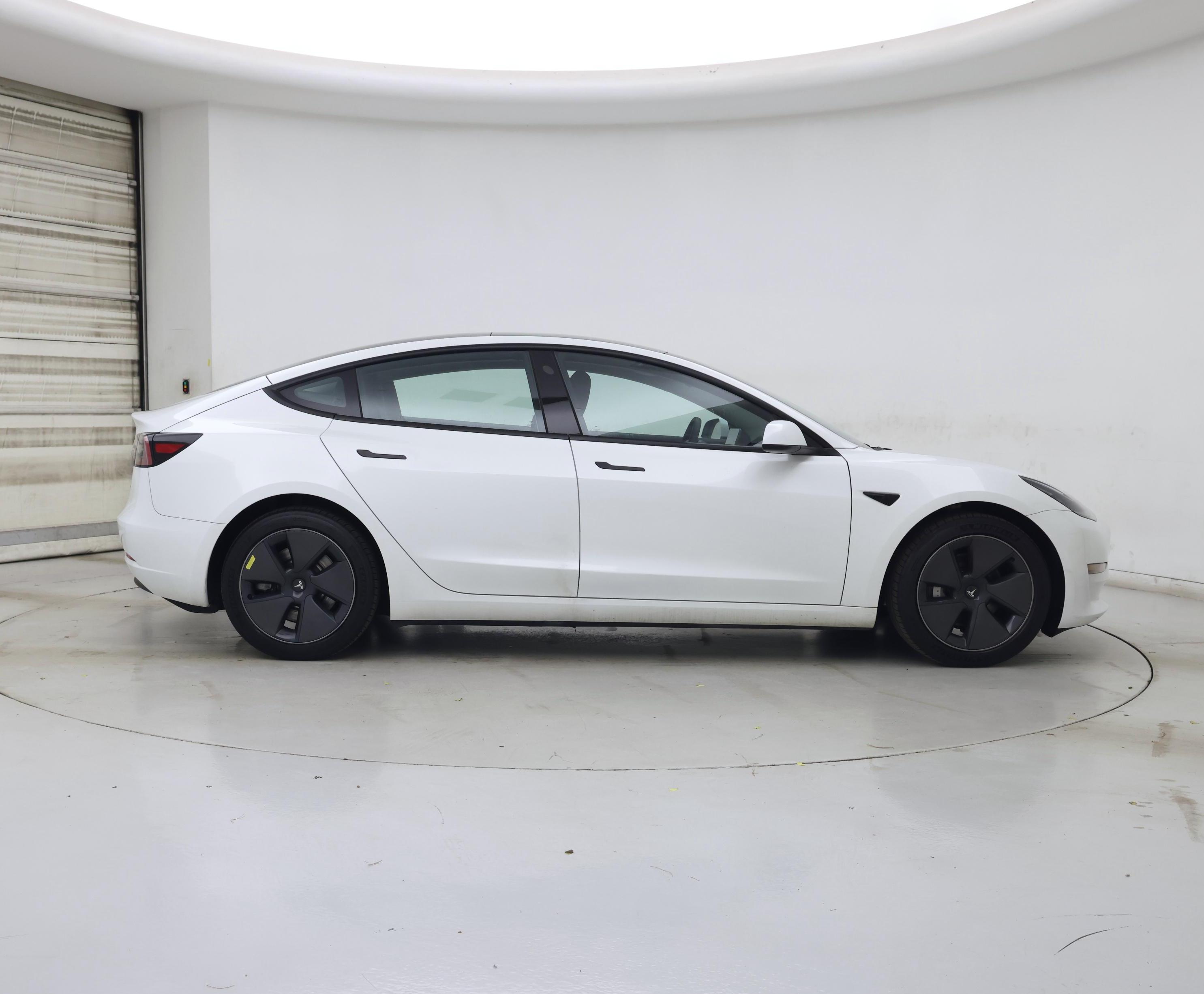Thumbnail: 2023 Tesla Model 3 - 7