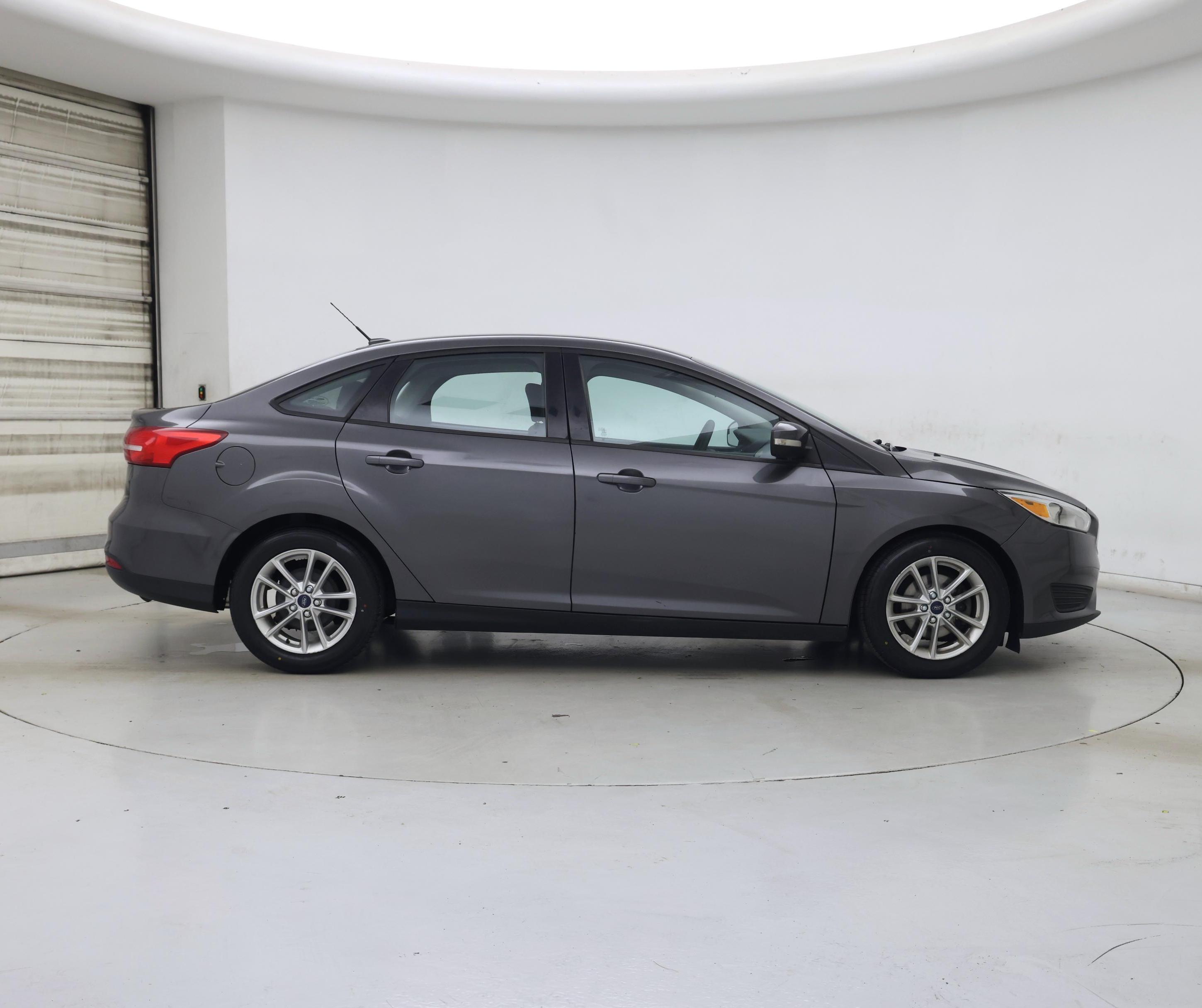 Thumbnail: 2015 Ford Focus - 7