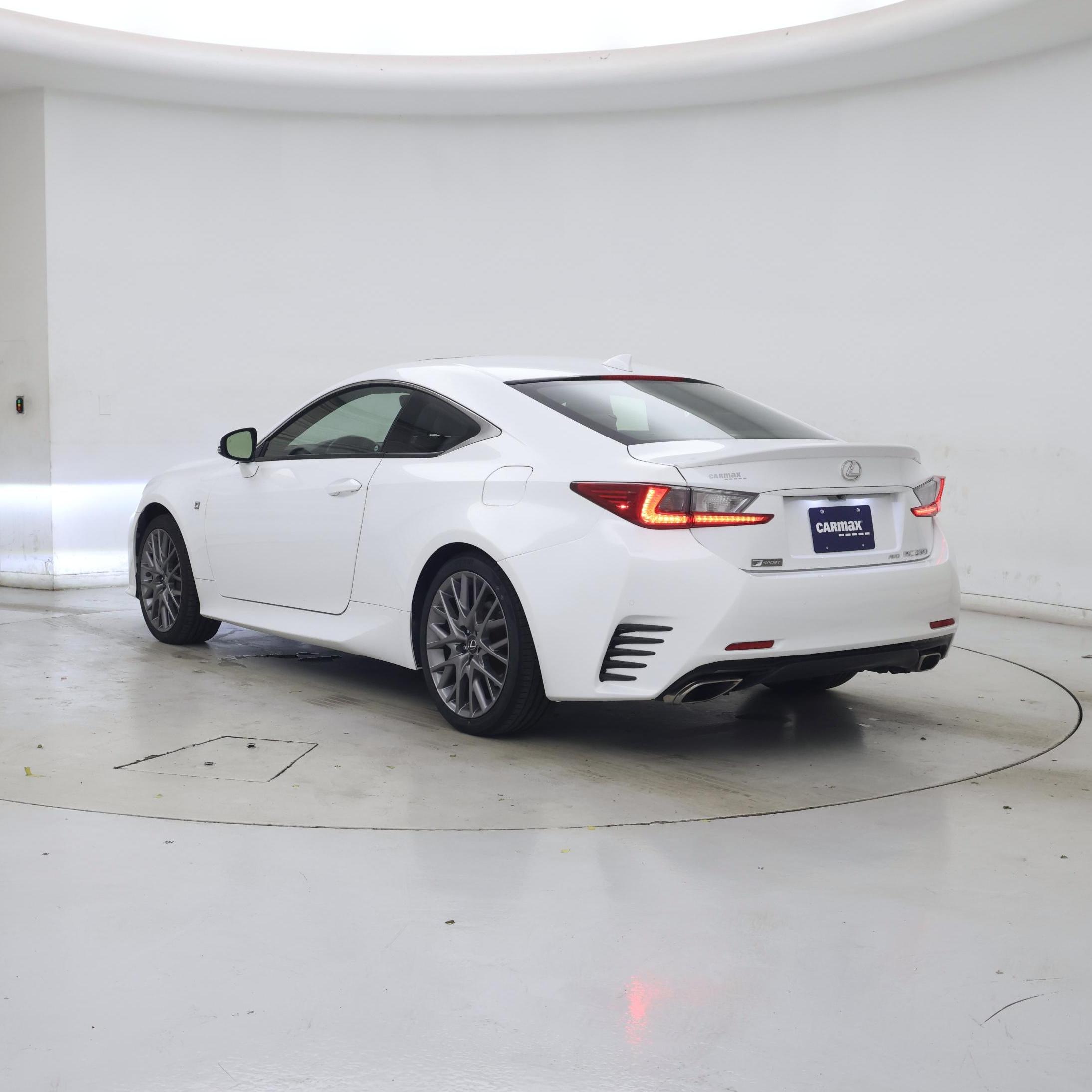 Thumbnail: 2017 Lexus RC - 2