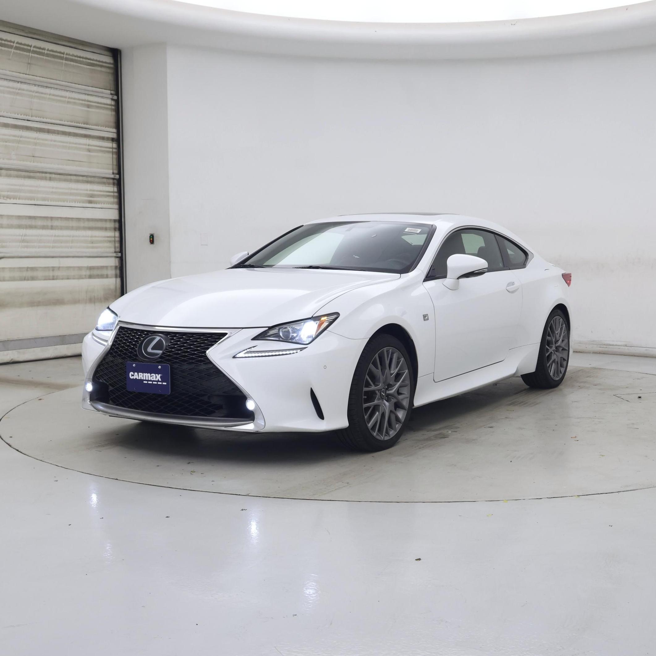 Thumbnail: 2017 Lexus RC - 4