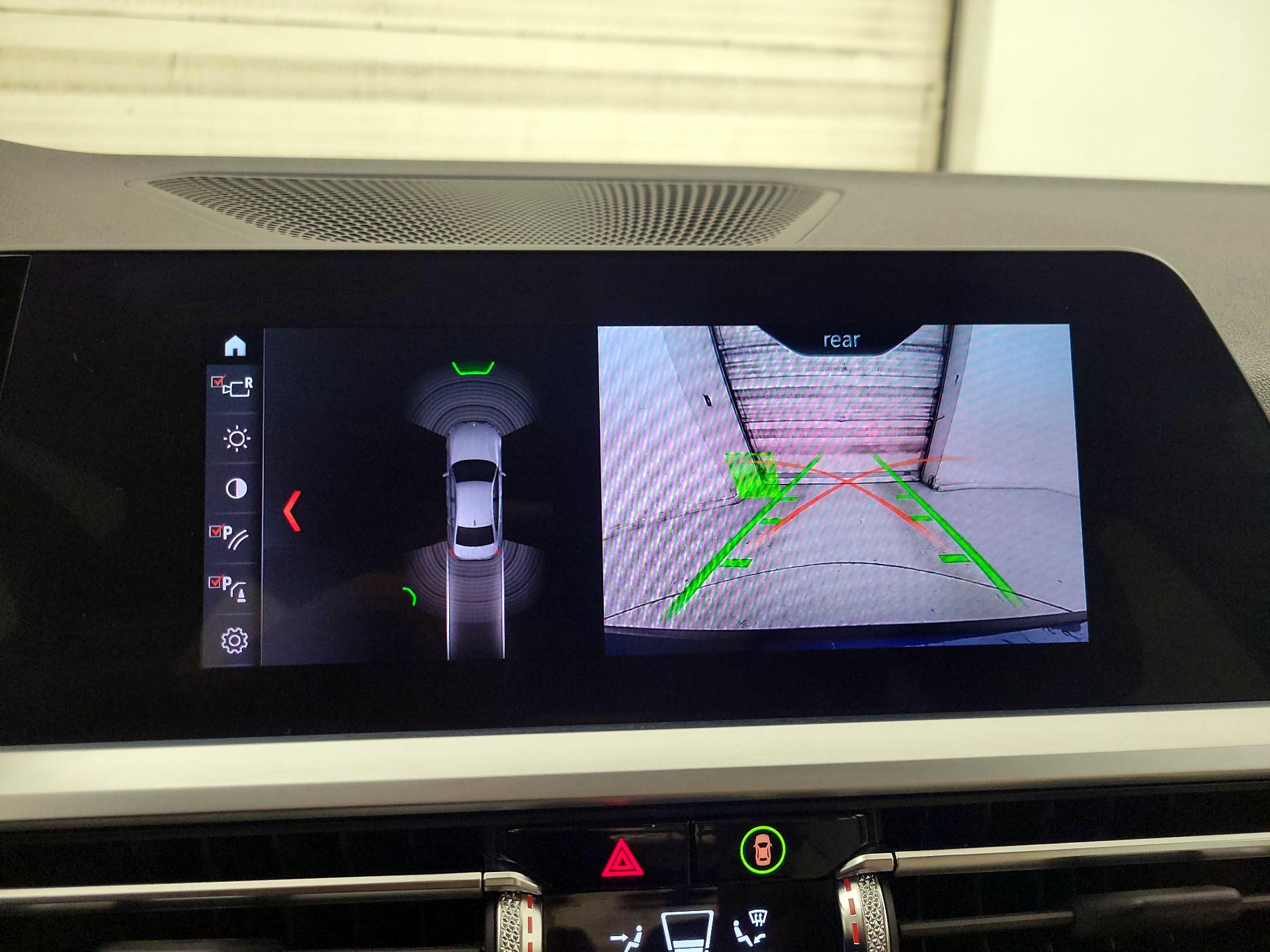 Thumbnail: 2019 BMW 3 Series - 14