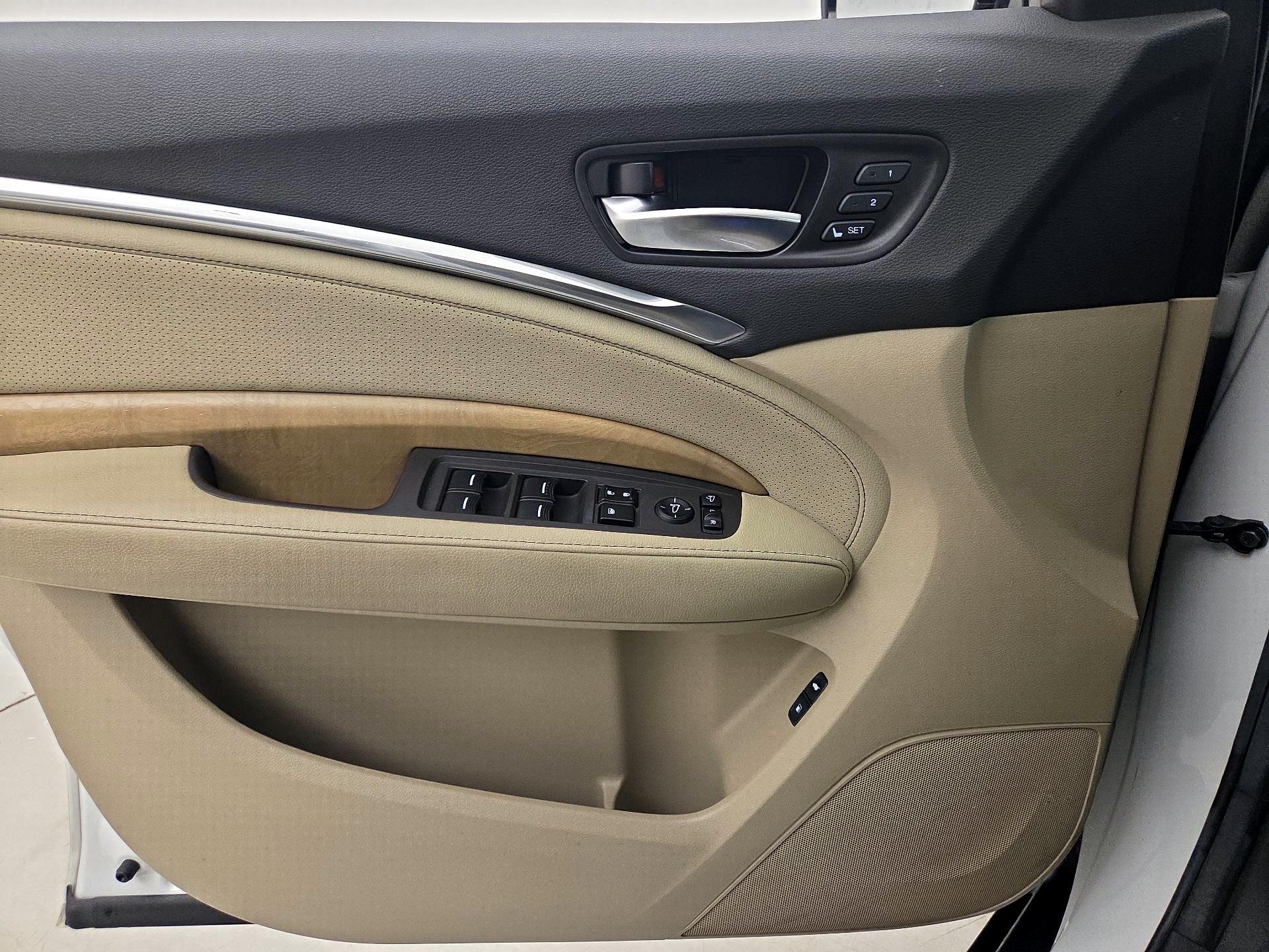 Thumbnail: 2020 Acura MDX - 12