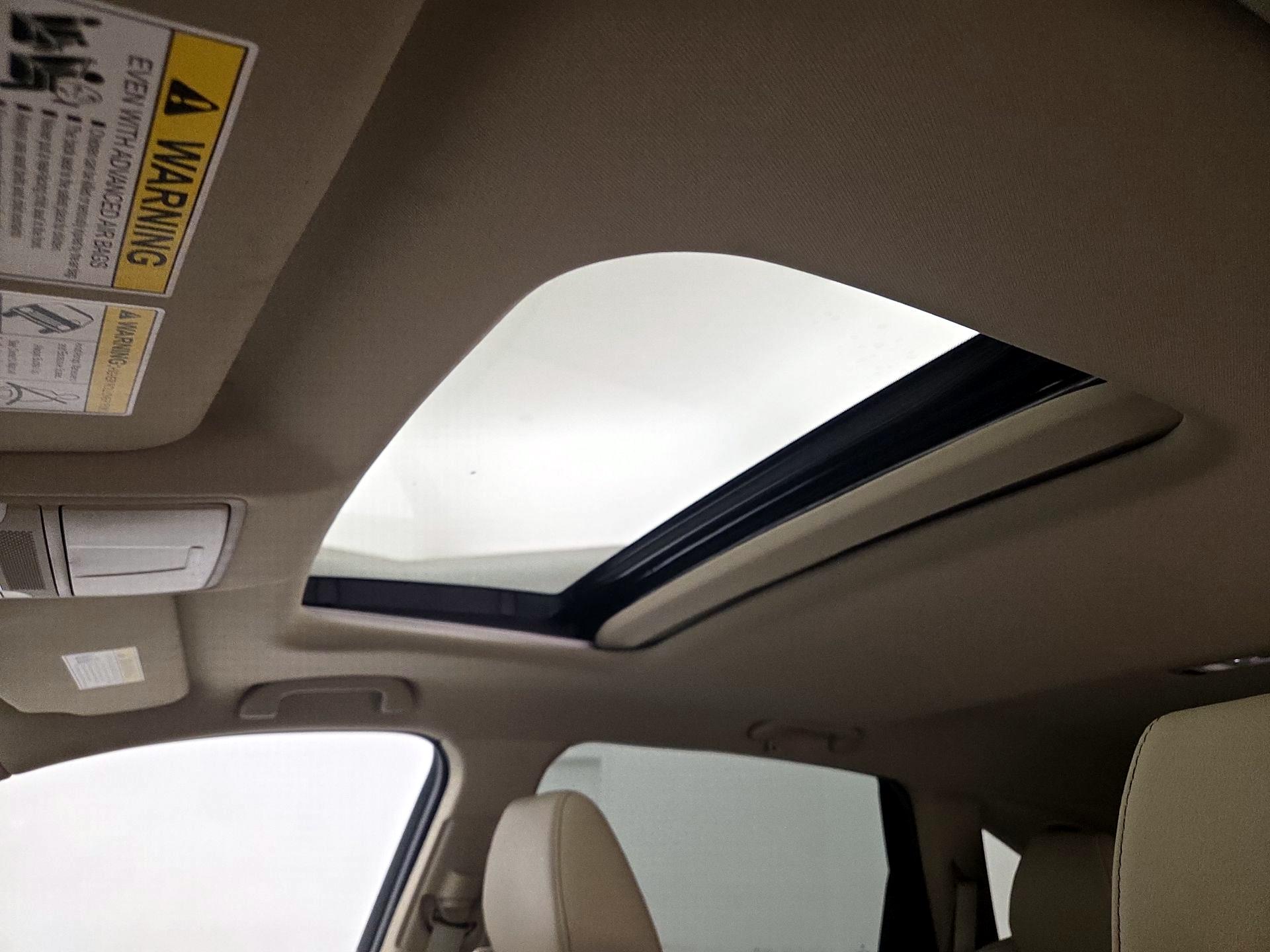 Thumbnail: 2020 Acura MDX - 19