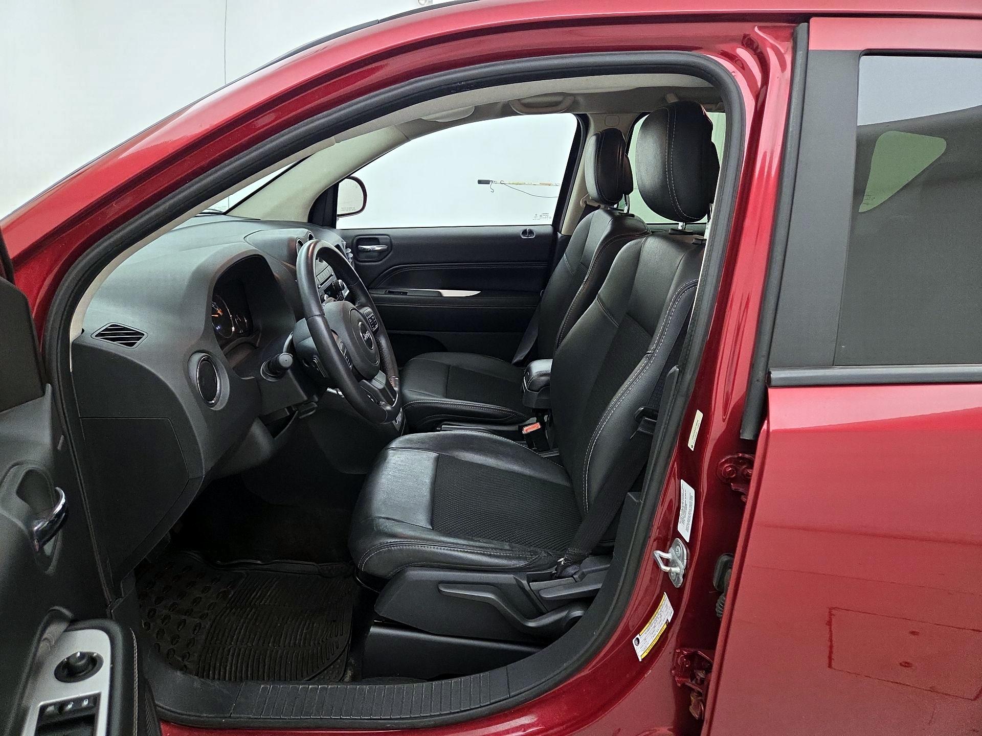 Thumbnail: 2014 Jeep Compass - 11