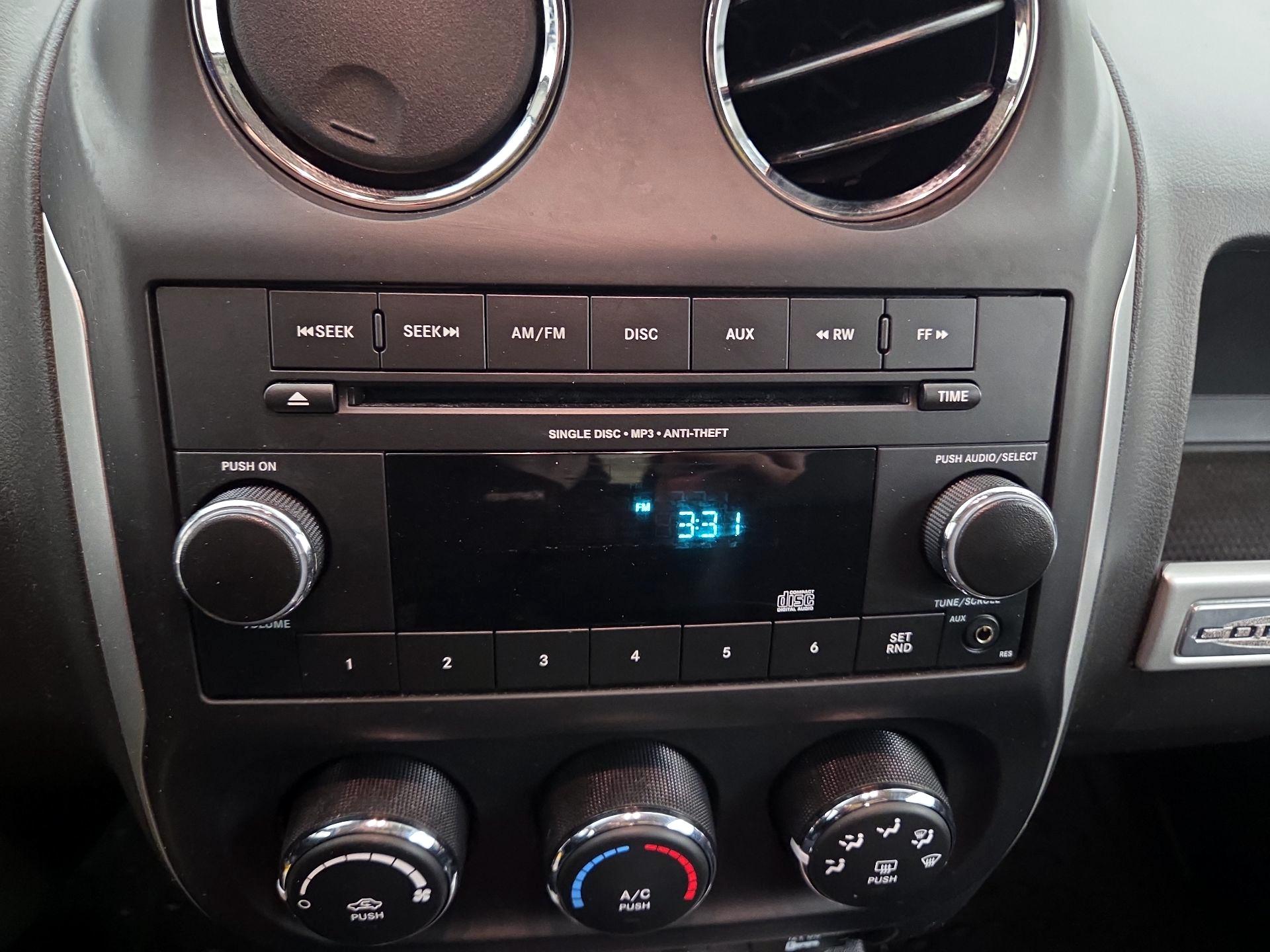 Thumbnail: 2014 Jeep Compass - 13