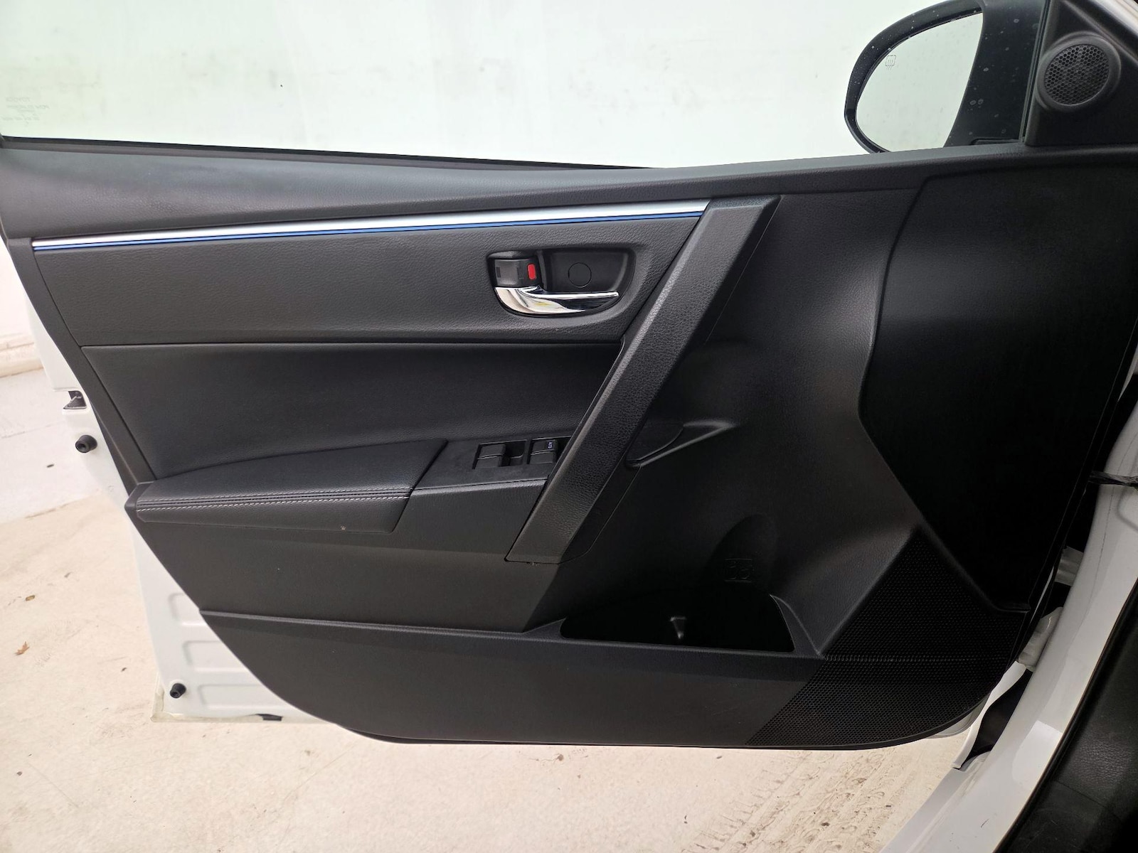 2016 Toyota Corolla S Plus - Photo 13