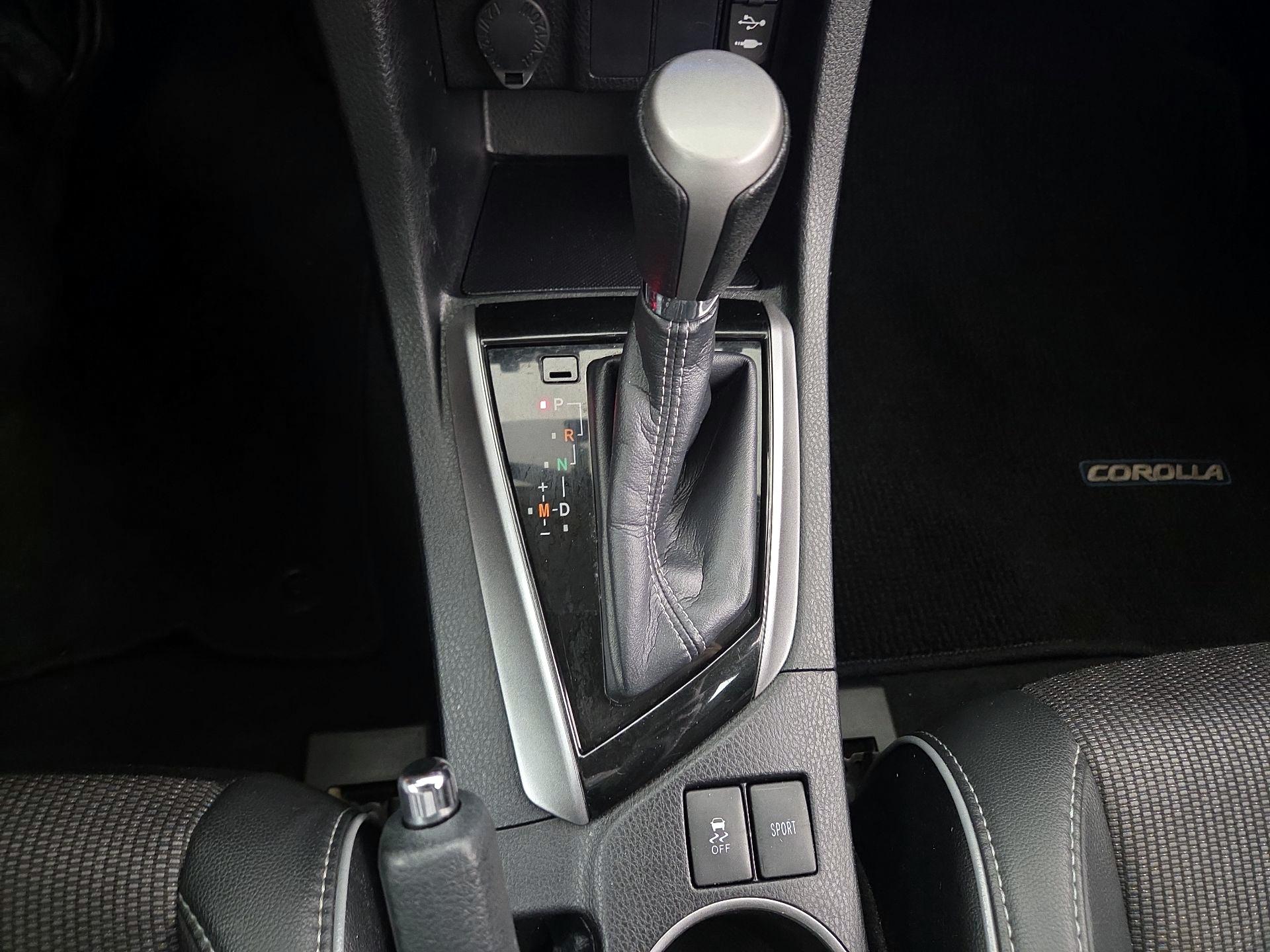 Thumbnail: 2016 Toyota Corolla - 17