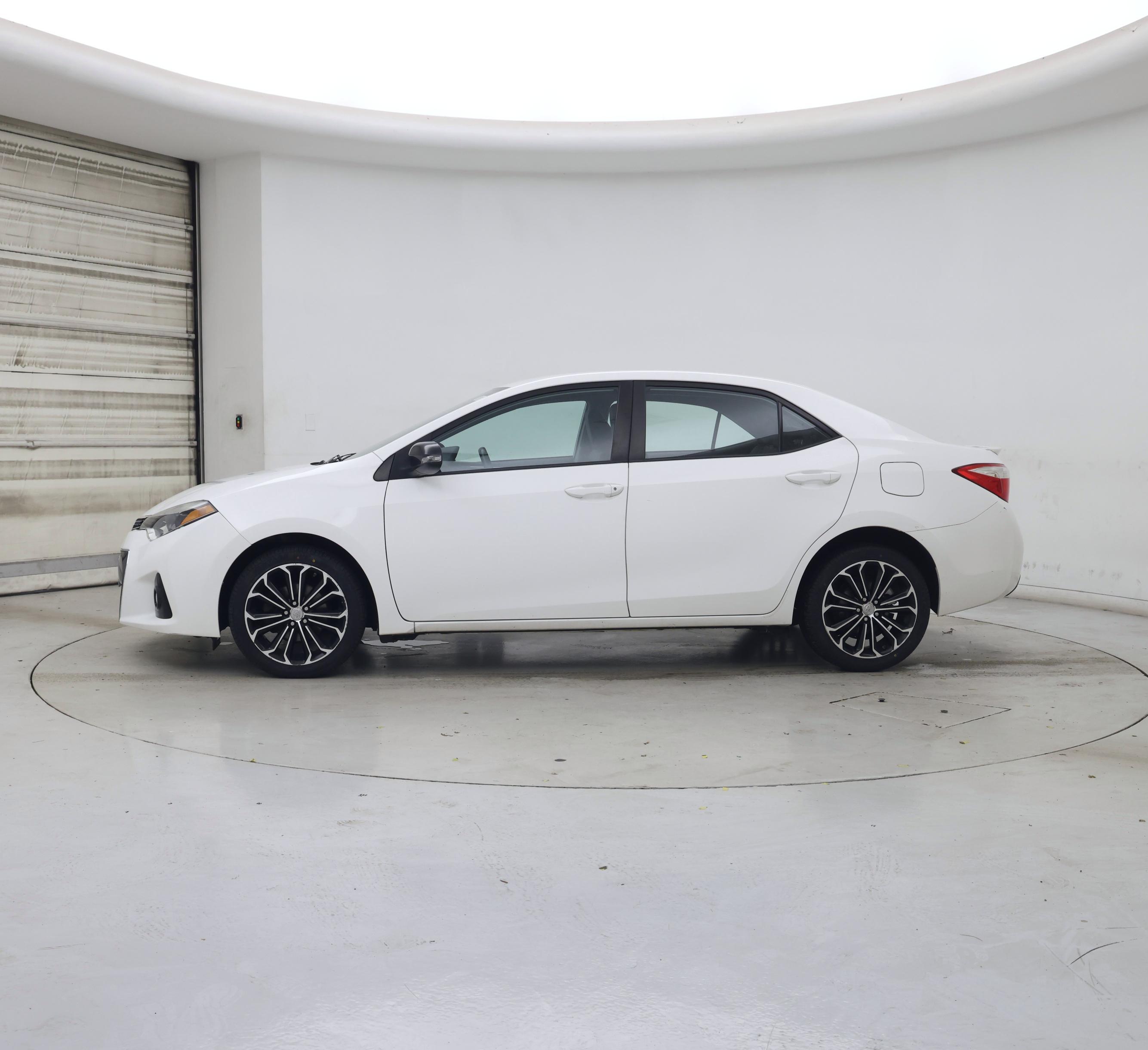 Thumbnail: 2016 Toyota Corolla - 3