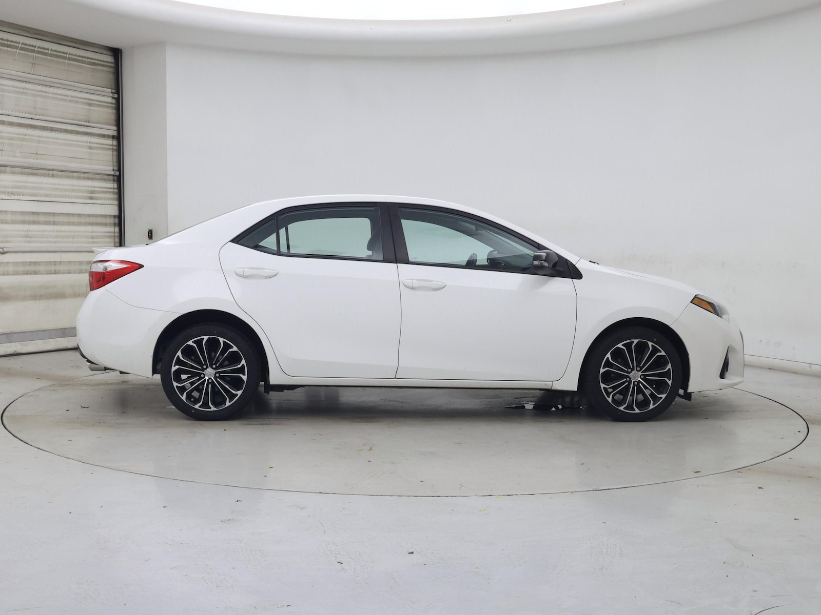 2016 Toyota Corolla S Plus - Photo 8