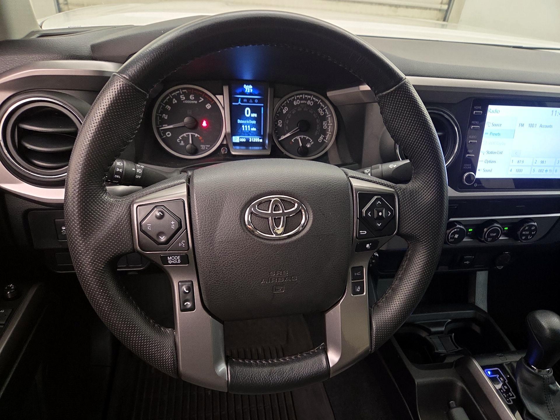 Thumbnail: 2022 Toyota Tacoma - 10