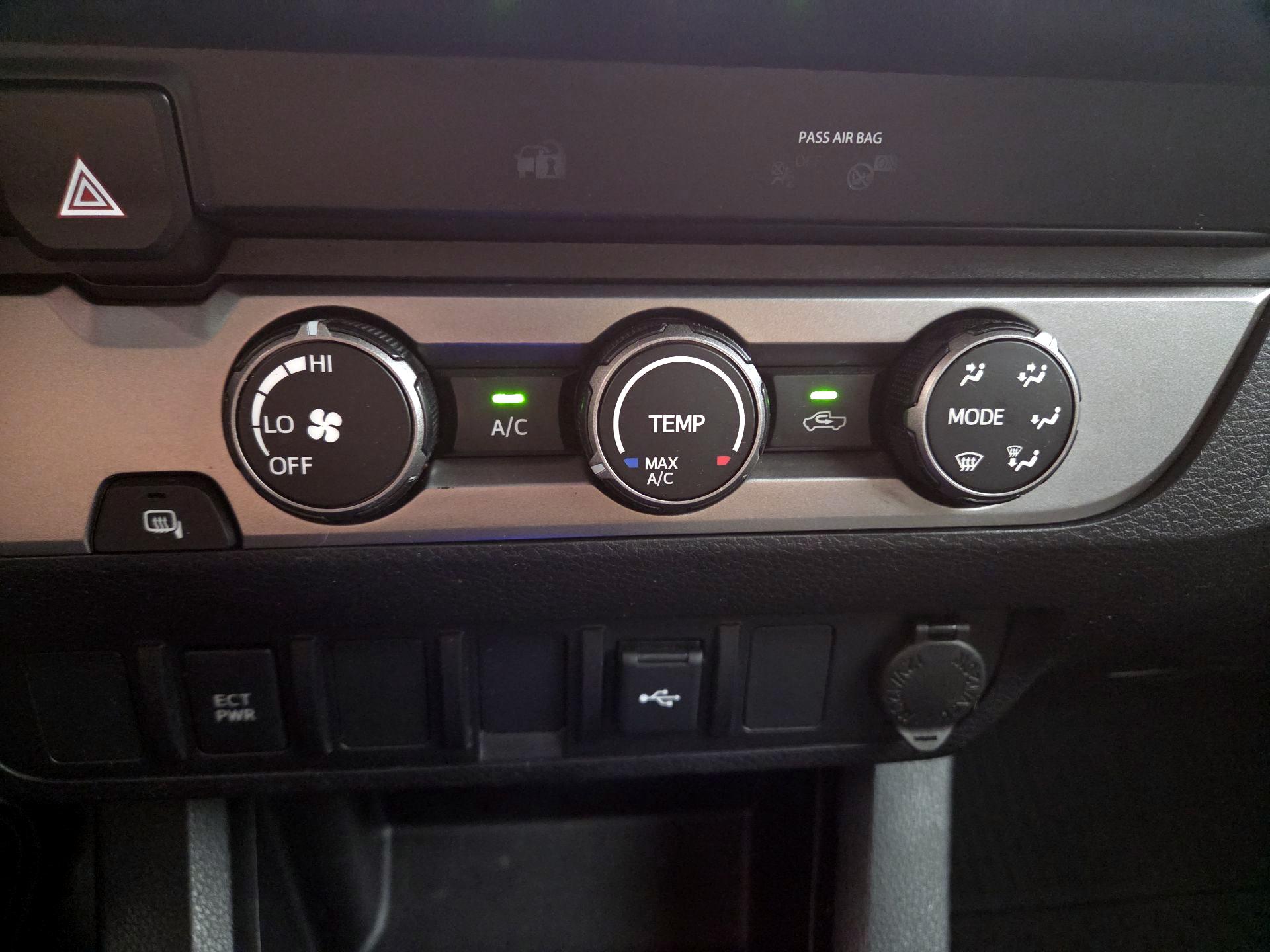 Thumbnail: 2022 Toyota Tacoma - 16