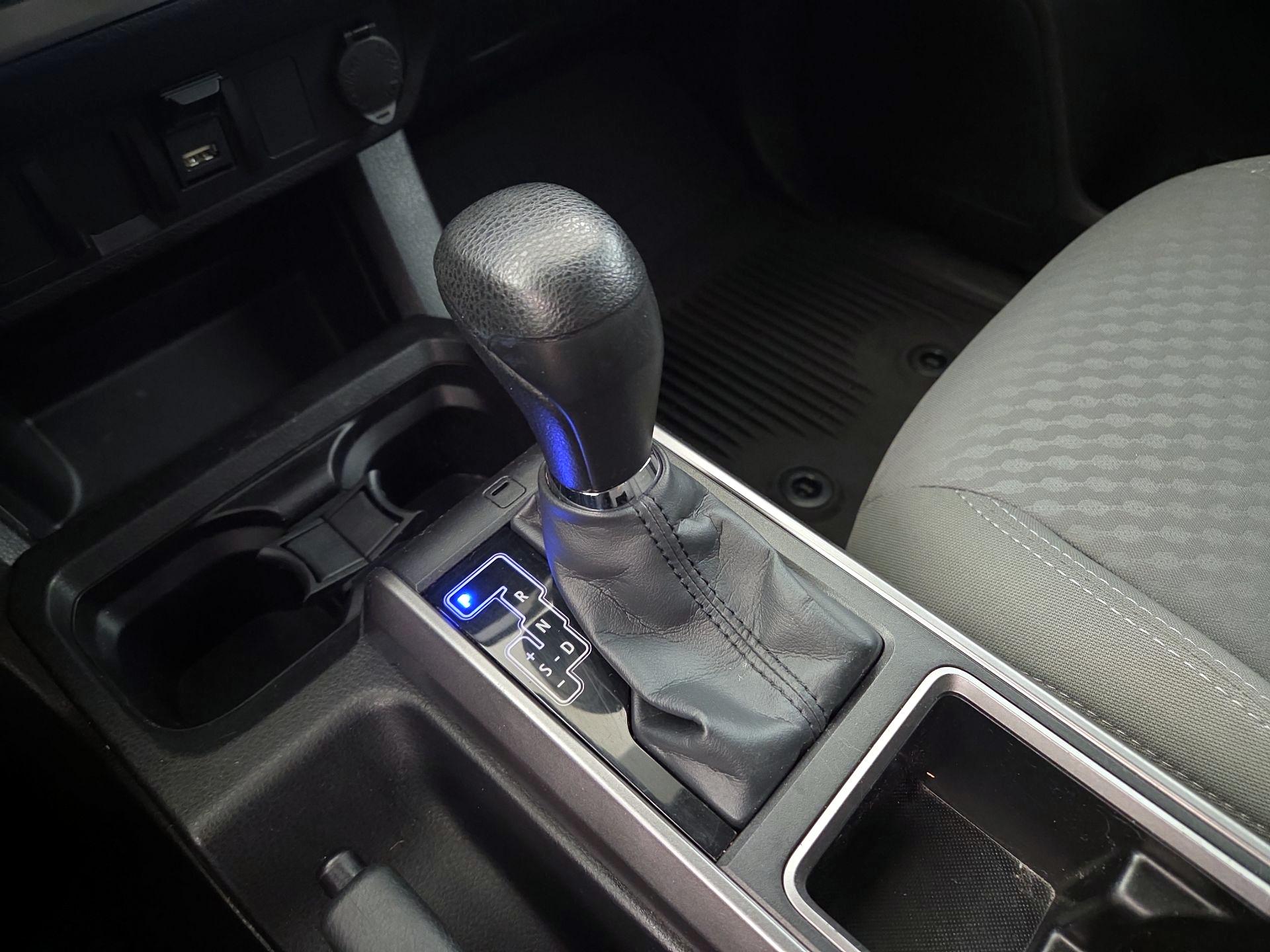 Thumbnail: 2022 Toyota Tacoma - 17