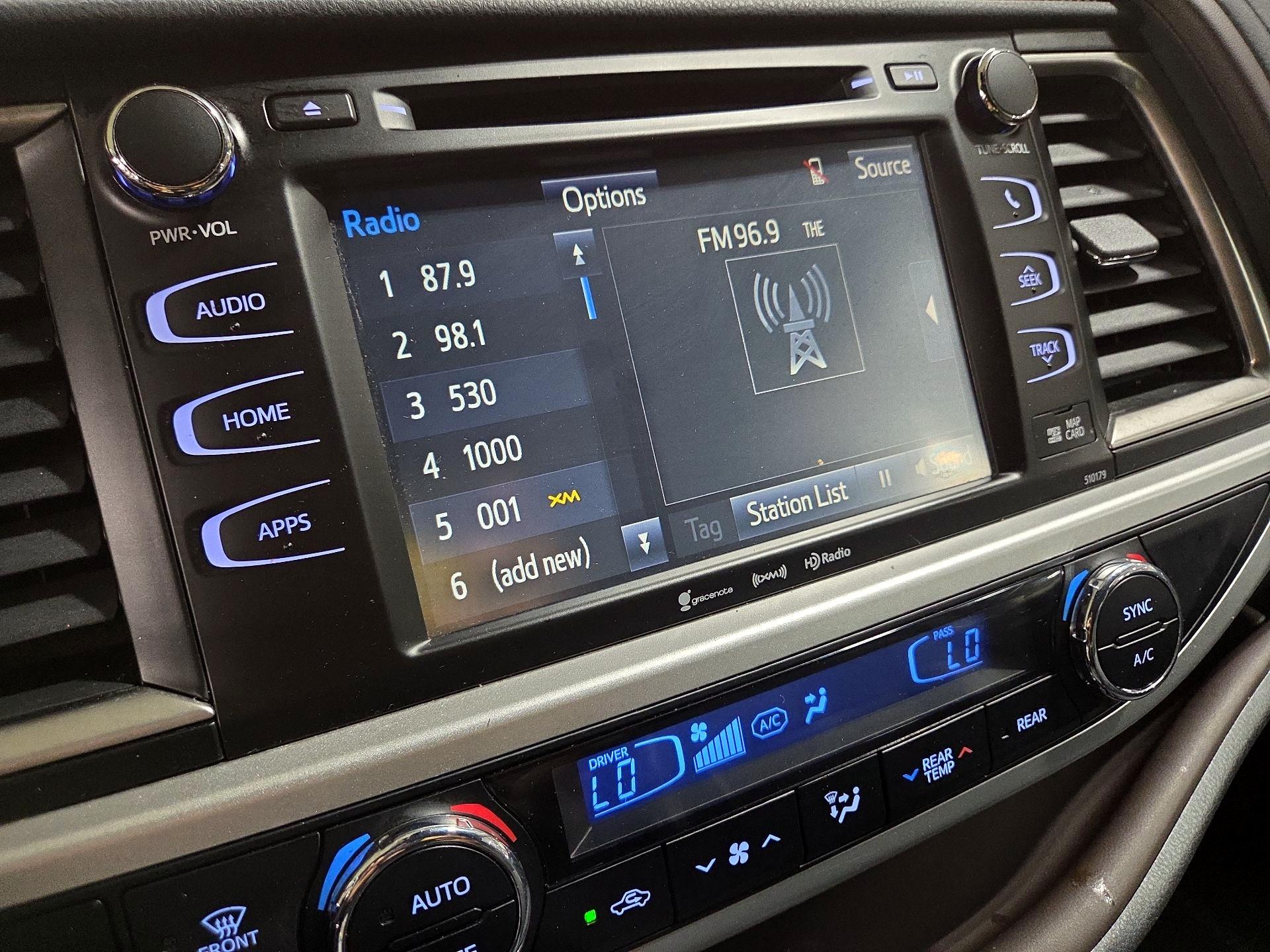 Thumbnail: 2017 Toyota Highlander - 16