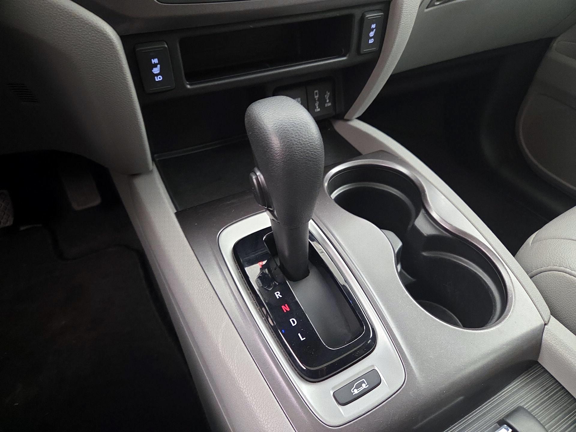 Thumbnail: 2017 Honda Pilot - 17