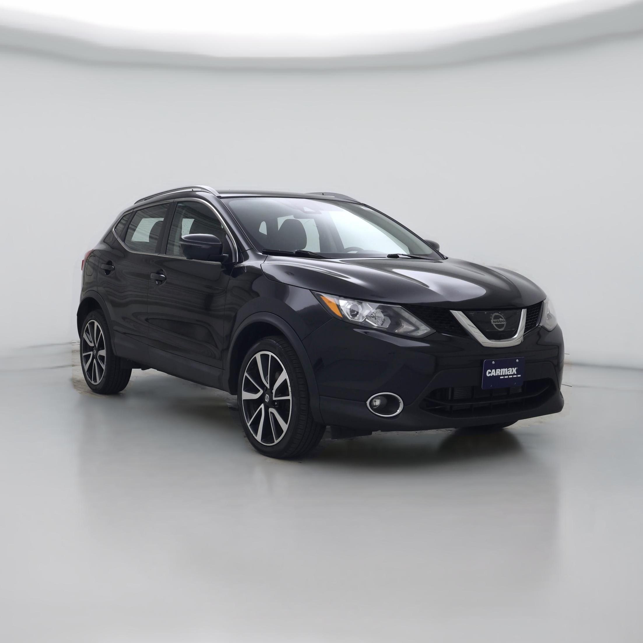 Thumbnail: 2017 Nissan Rogue Sport - 1