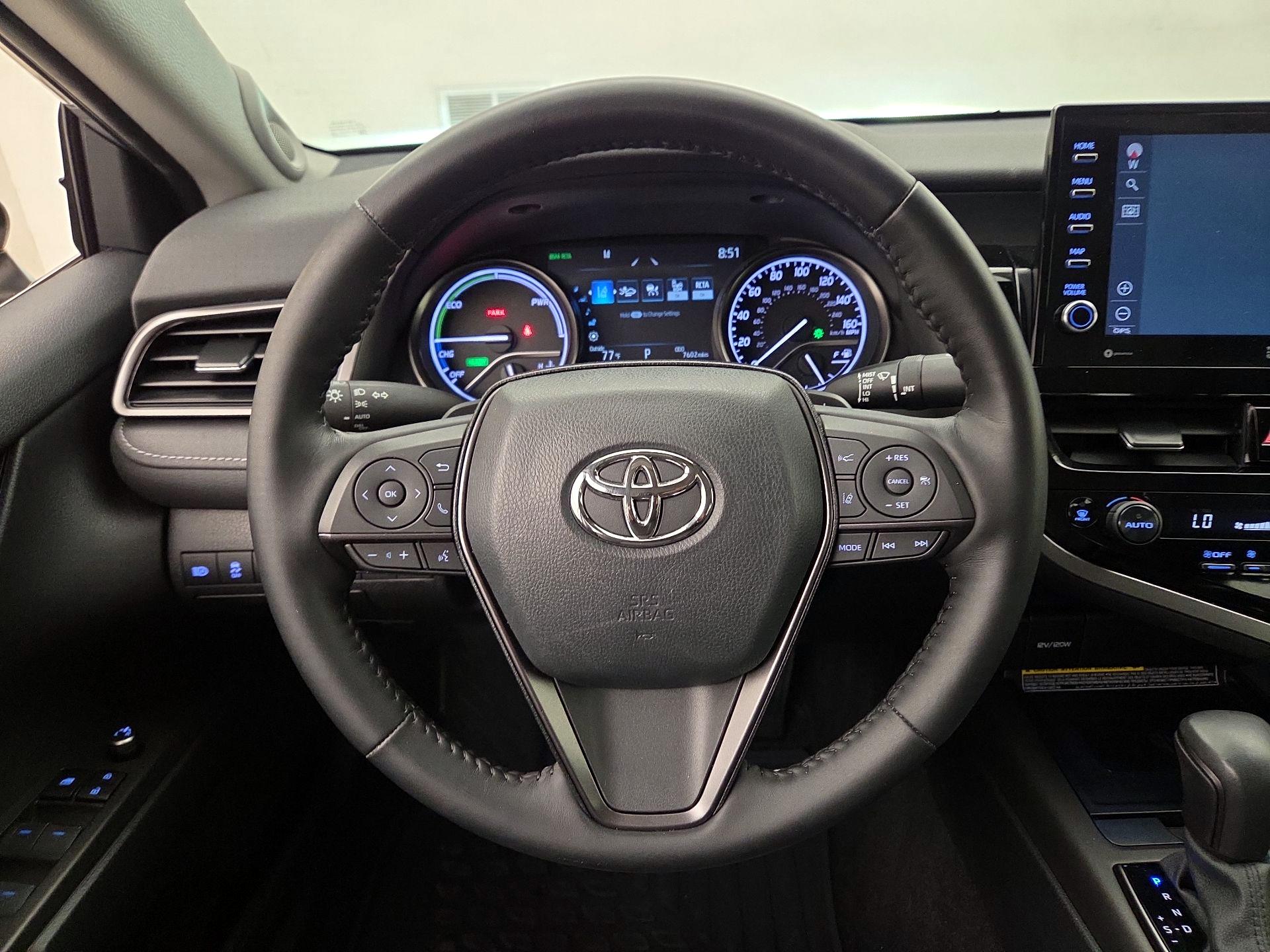 Thumbnail: 2021 Toyota Camry - 10