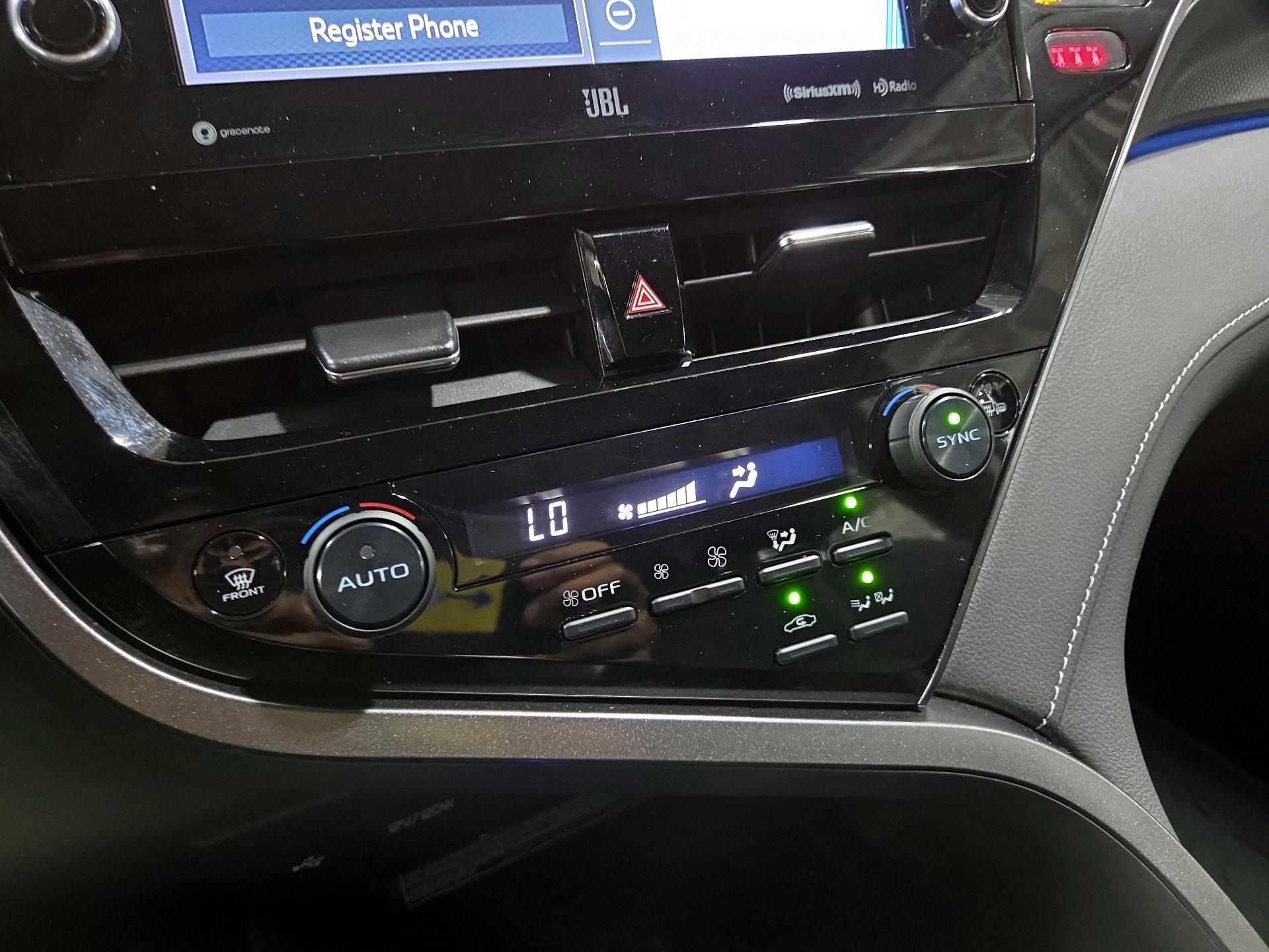 Thumbnail: 2021 Toyota Camry - 17