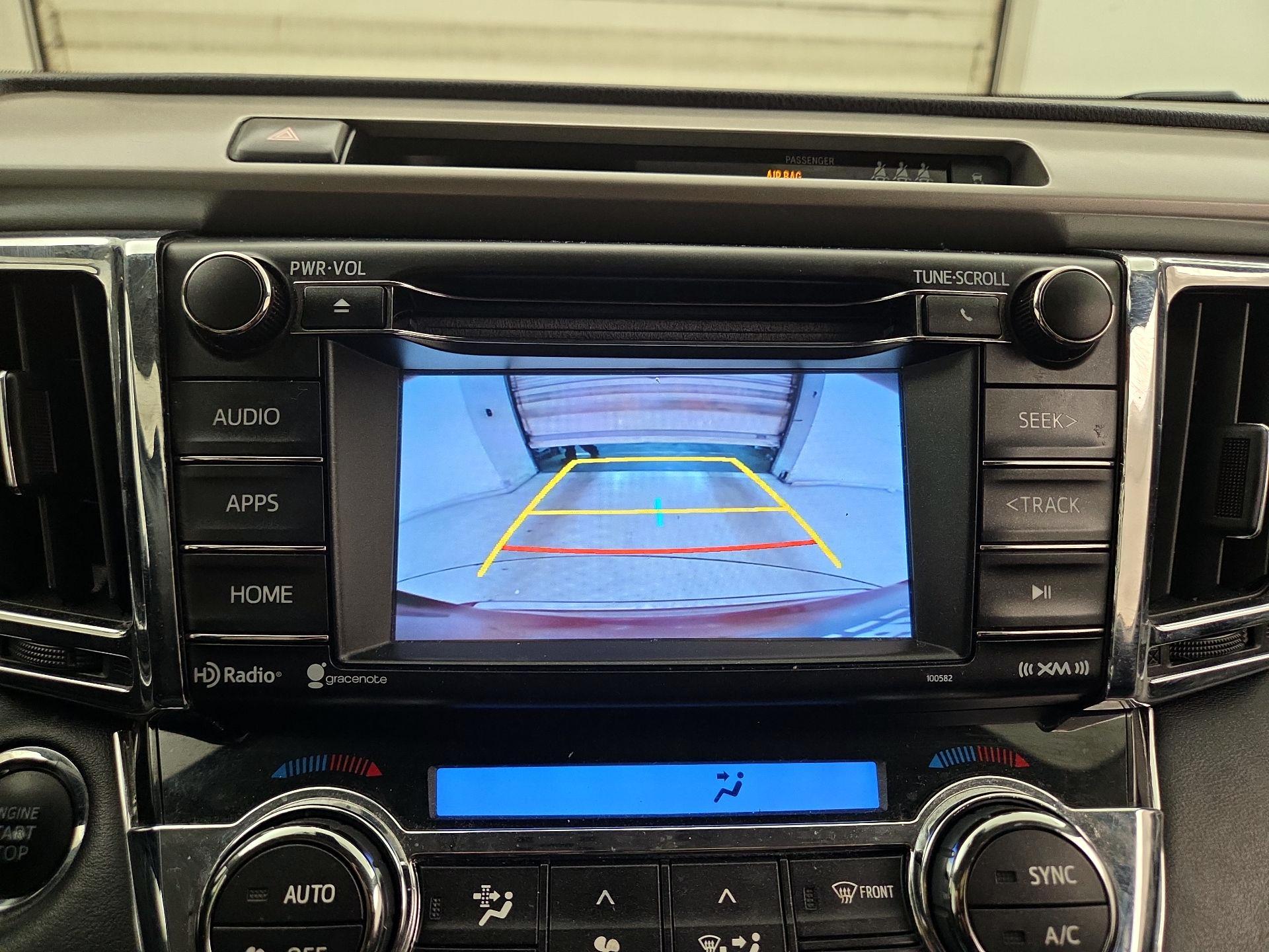 Thumbnail: 2018 Toyota RAV4 - 14