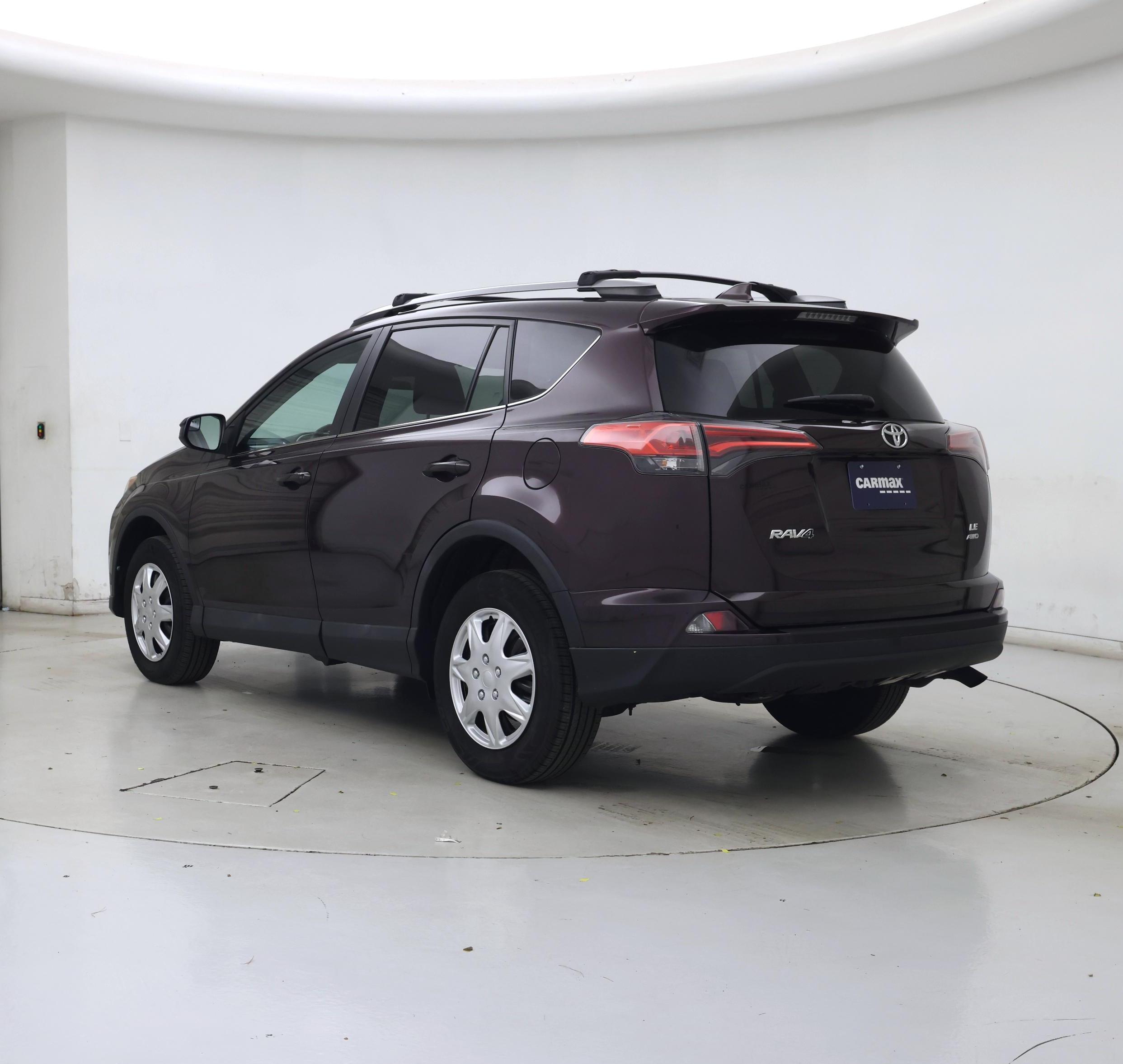 Thumbnail: 2018 Toyota RAV4 - 2