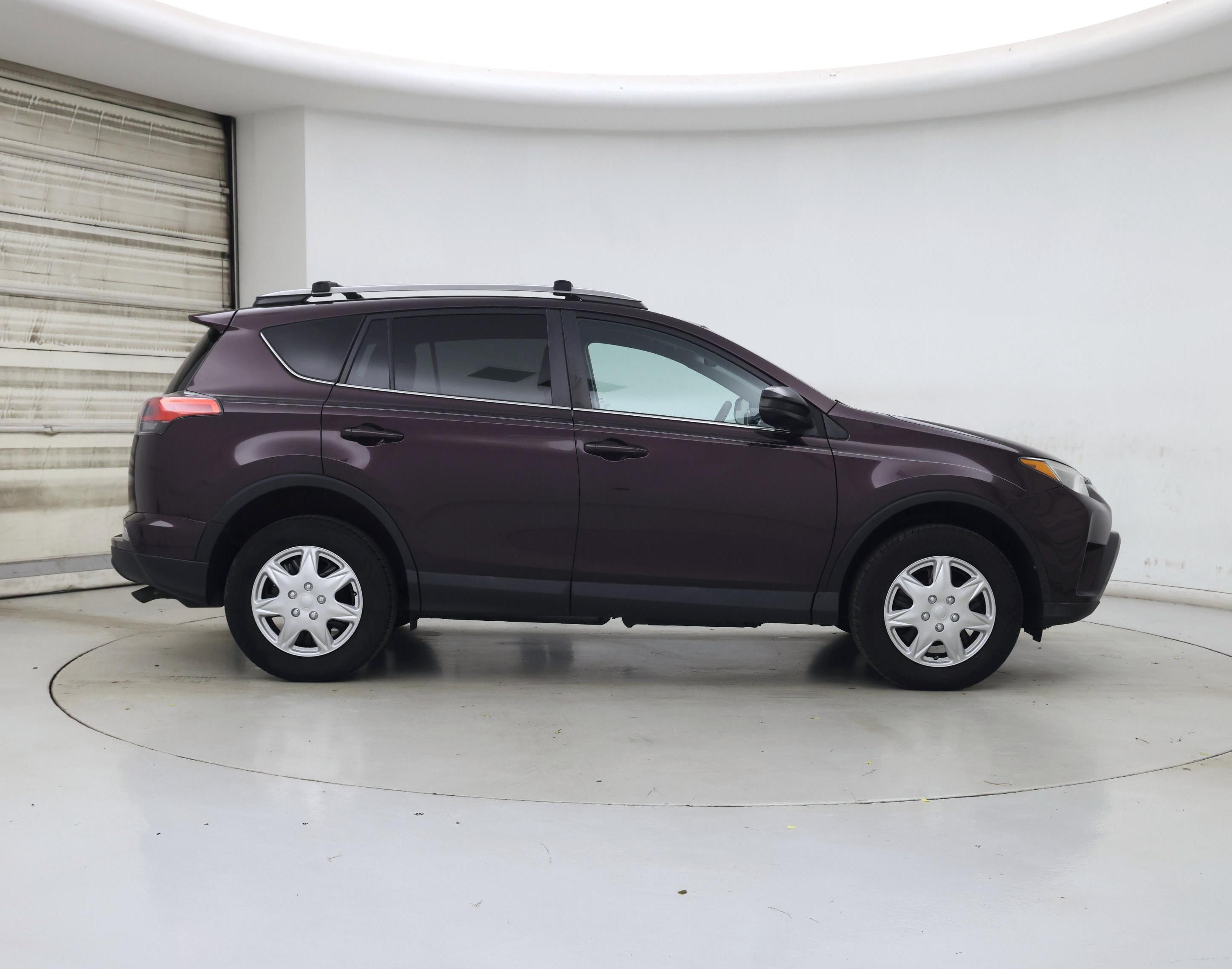 Thumbnail: 2018 Toyota RAV4 - 7