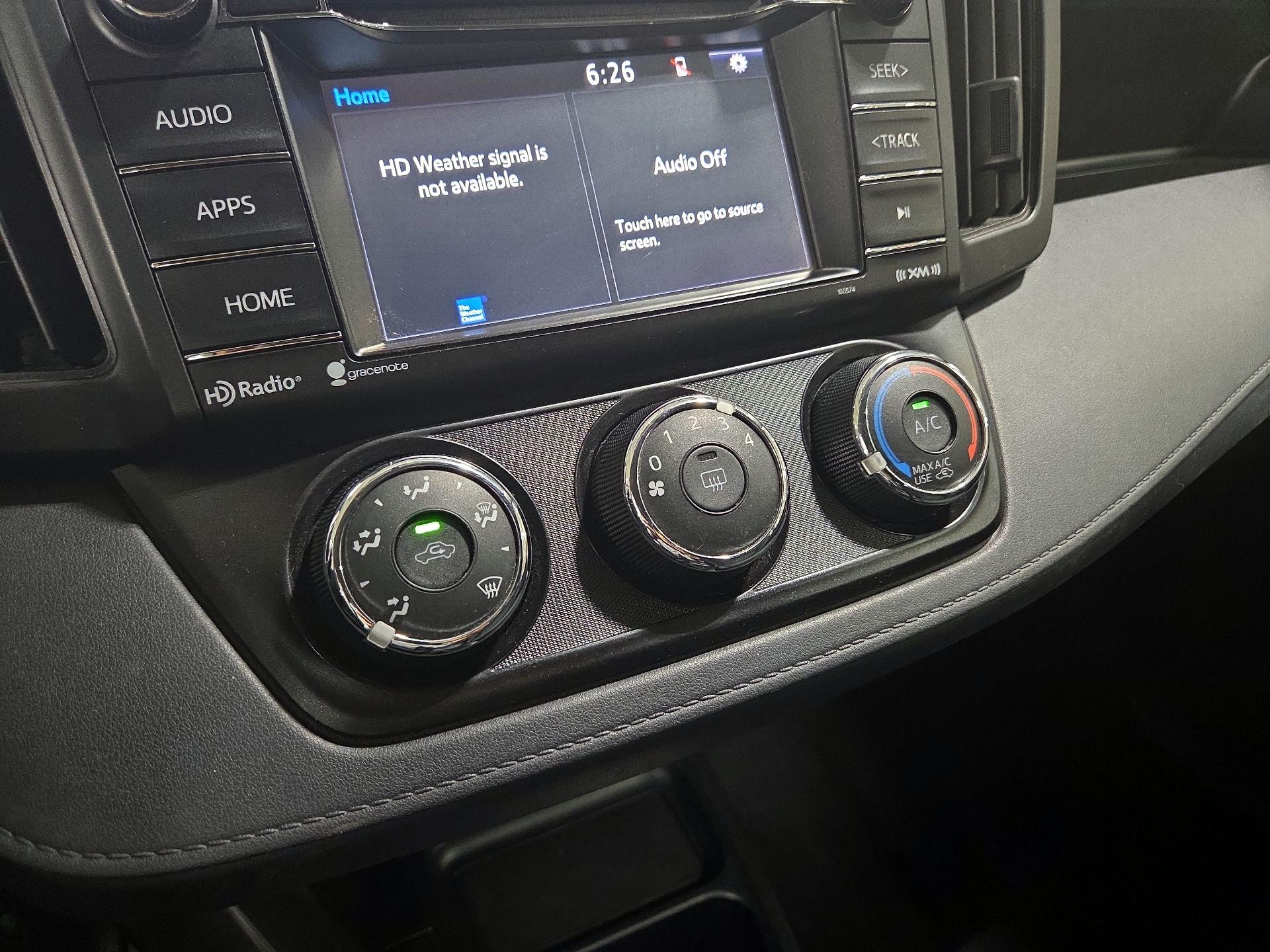 Thumbnail: 2016 Toyota RAV4 - 16