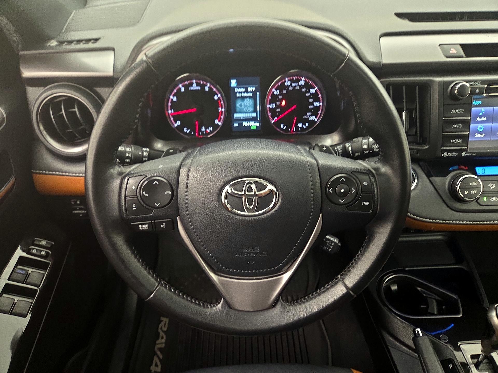 Thumbnail: 2016 Toyota RAV4 - 10