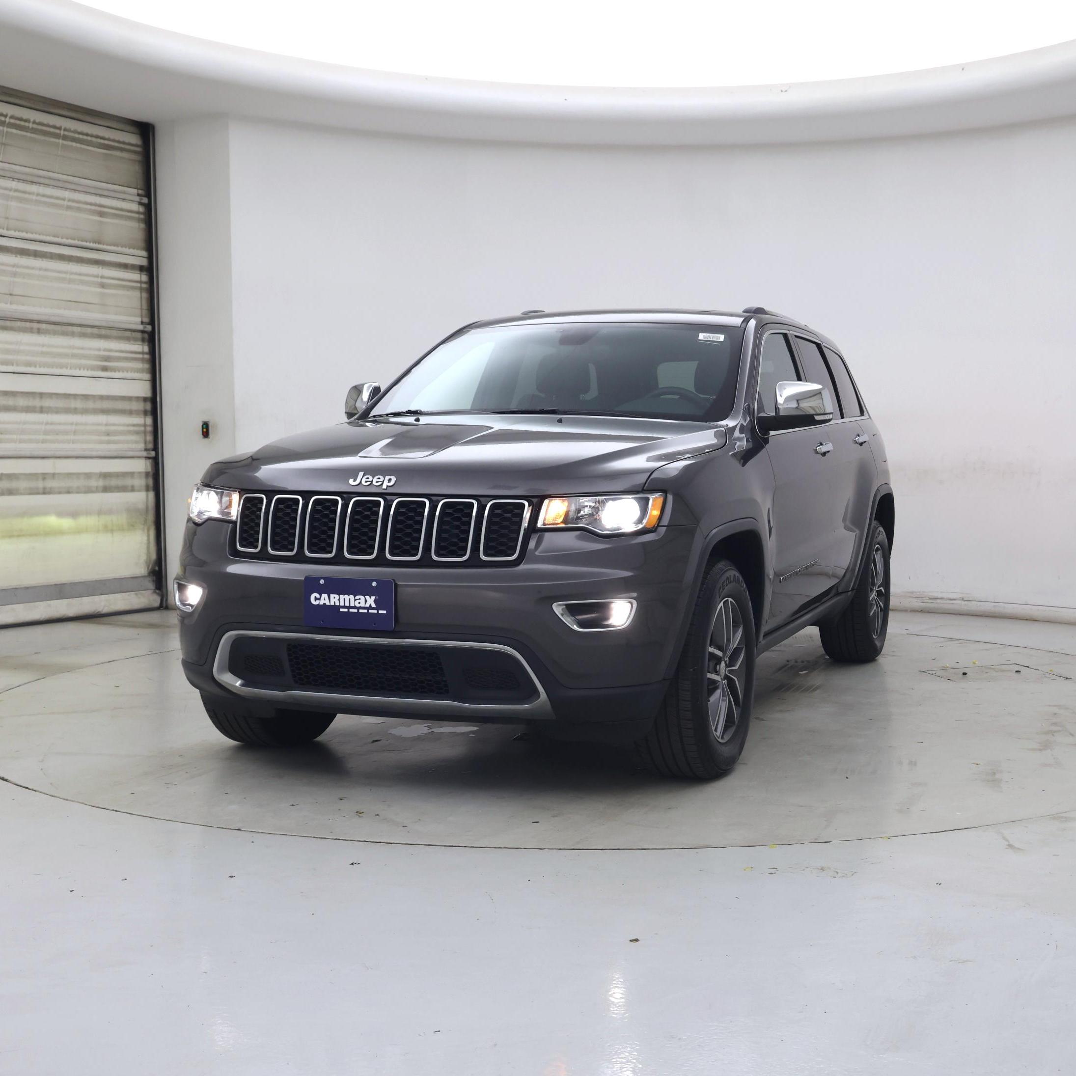 Thumbnail: 2017 Jeep Grand Cherokee - 4
