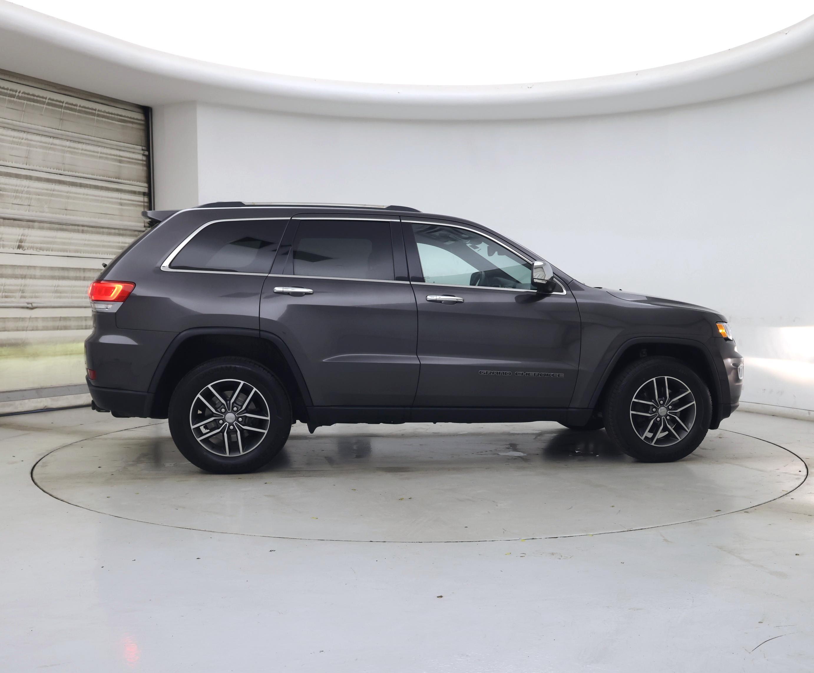 Thumbnail: 2017 Jeep Grand Cherokee - 7
