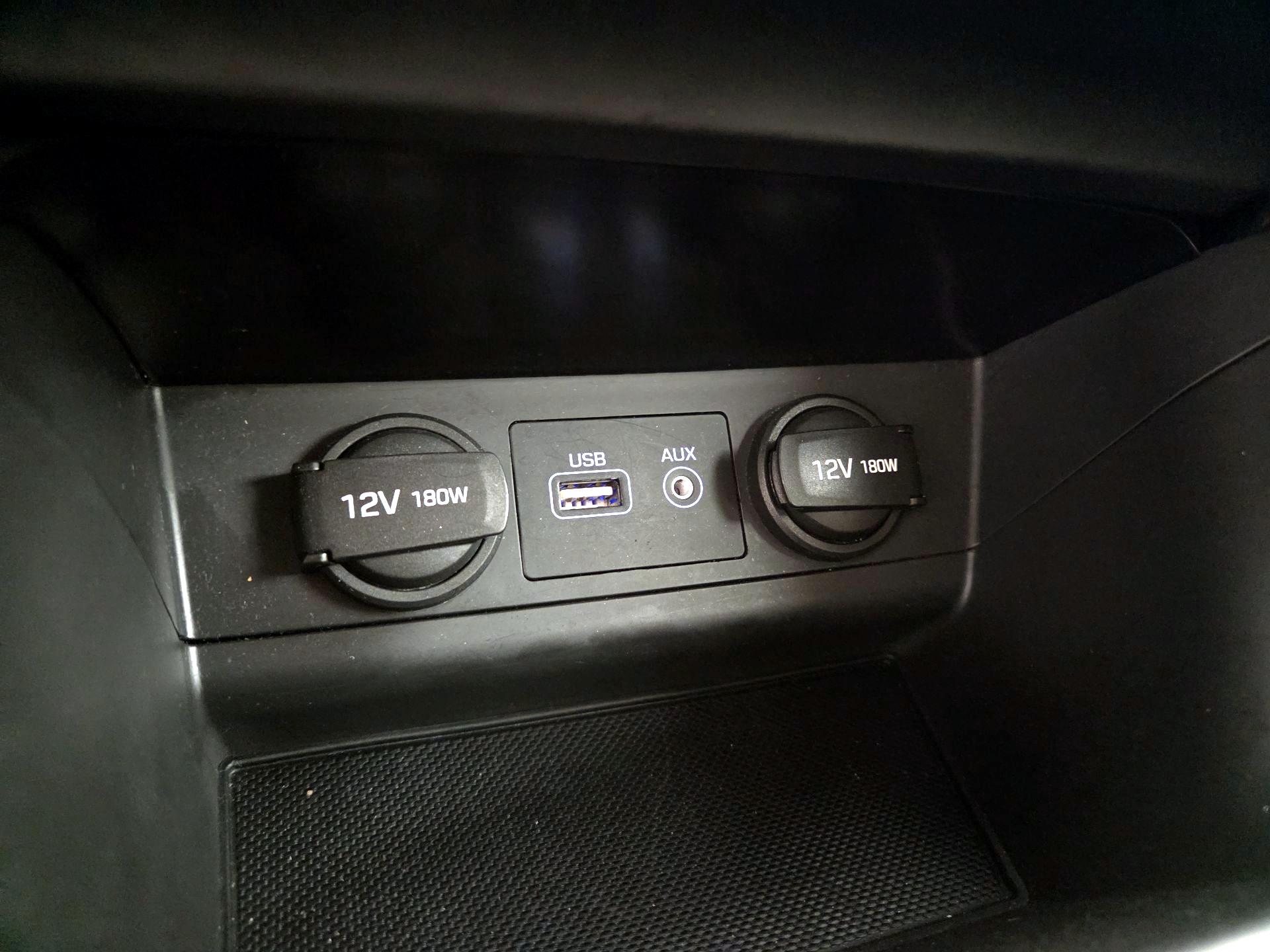 Thumbnail: 2016 Hyundai Sonata - 19