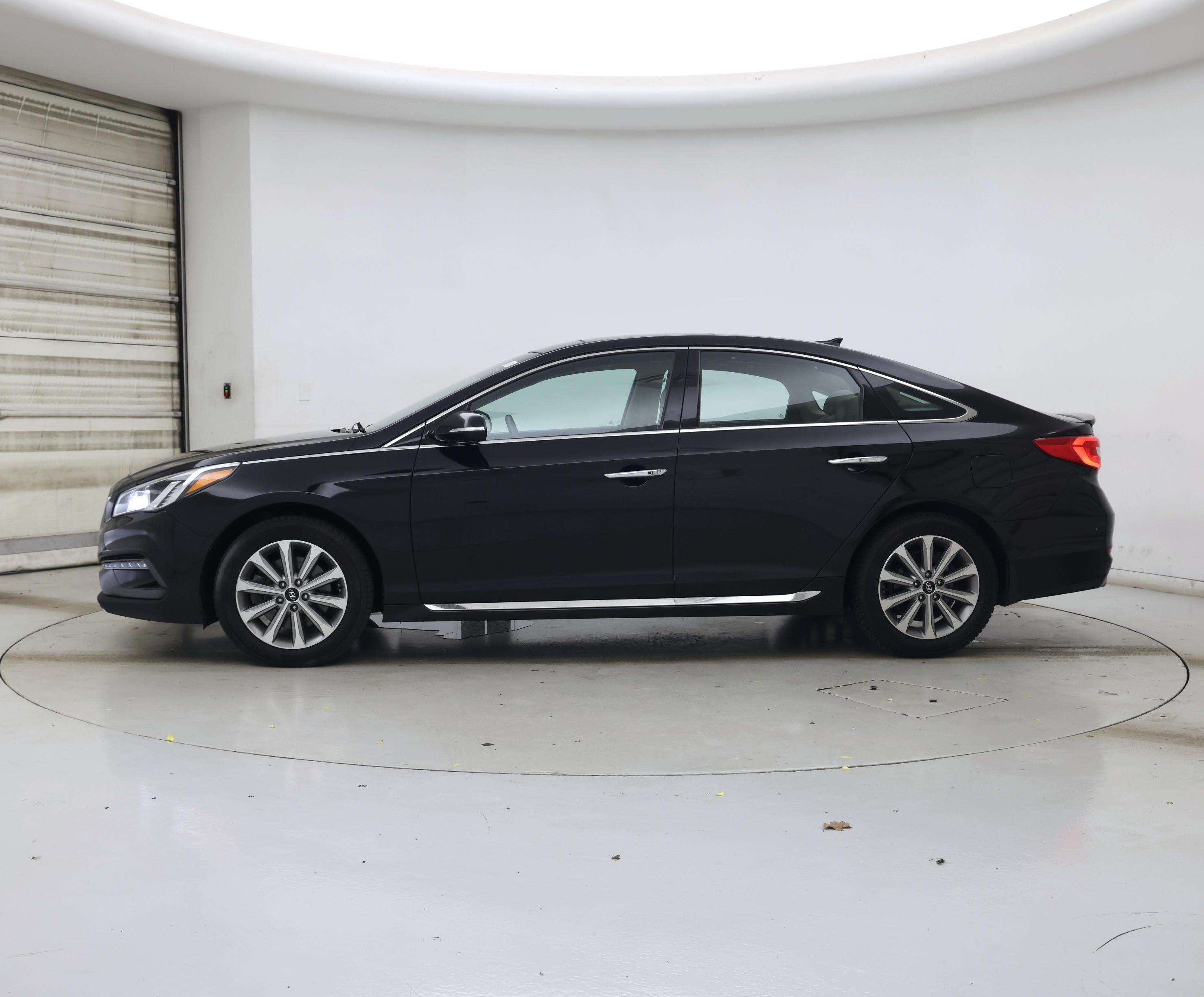 Thumbnail: 2016 Hyundai Sonata - 3