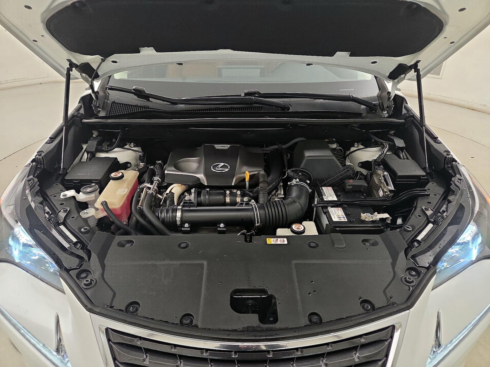 2019 Lexus NX 300 - Photo 24